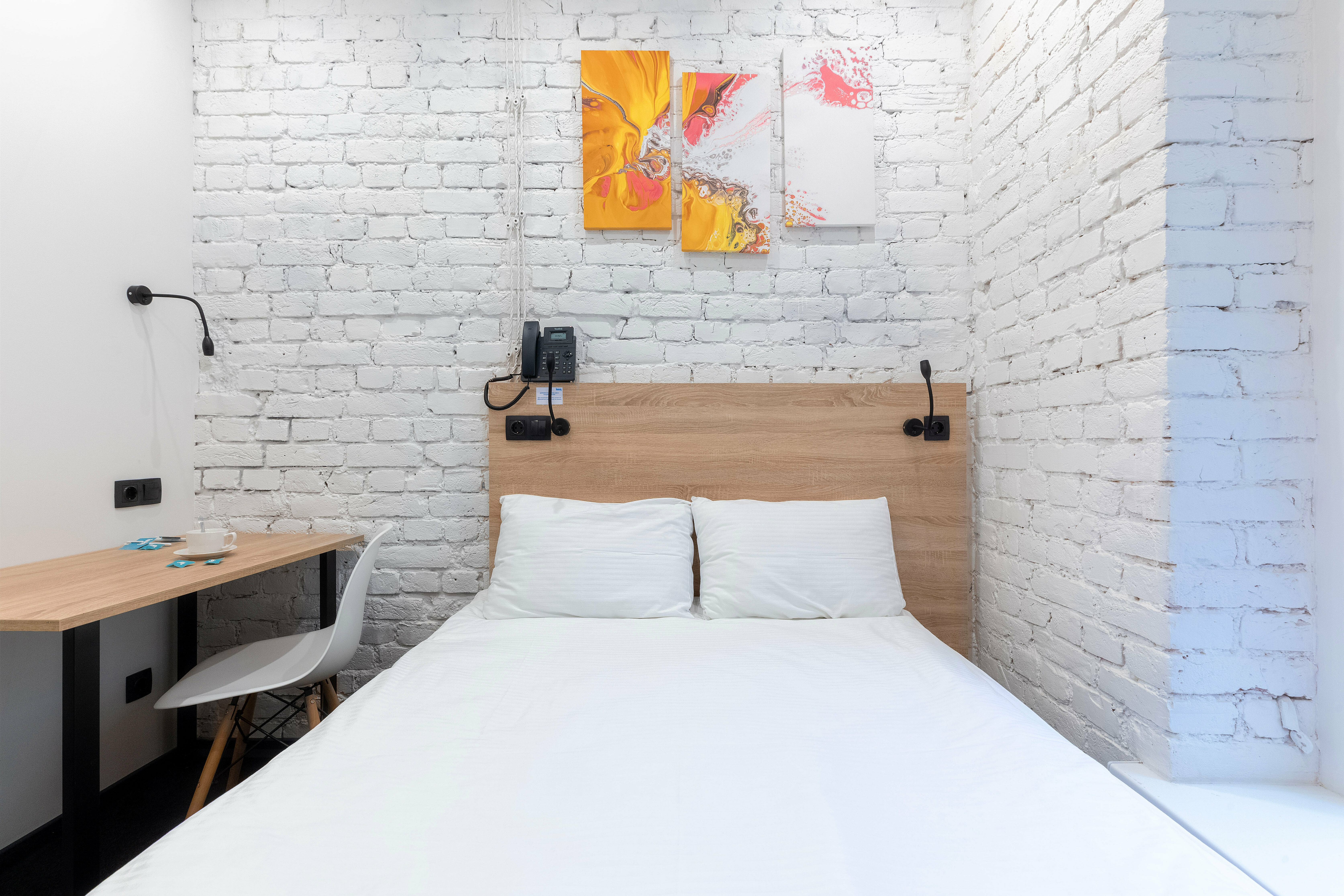 izzzi CONNECT с кондиционером и колонкой "Алиса"