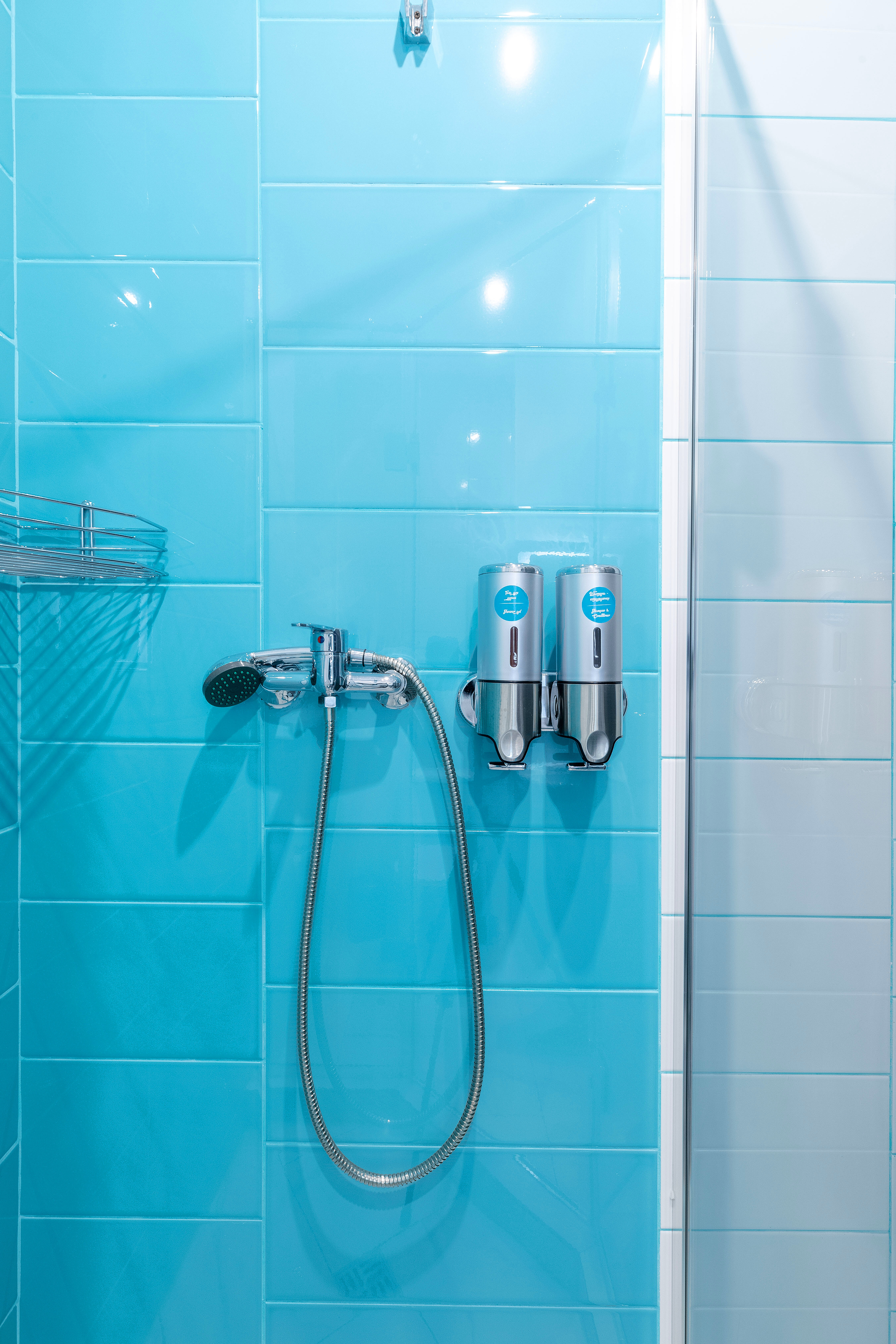 izzzi CONNECT с кондиционером и колонкой "Алиса"