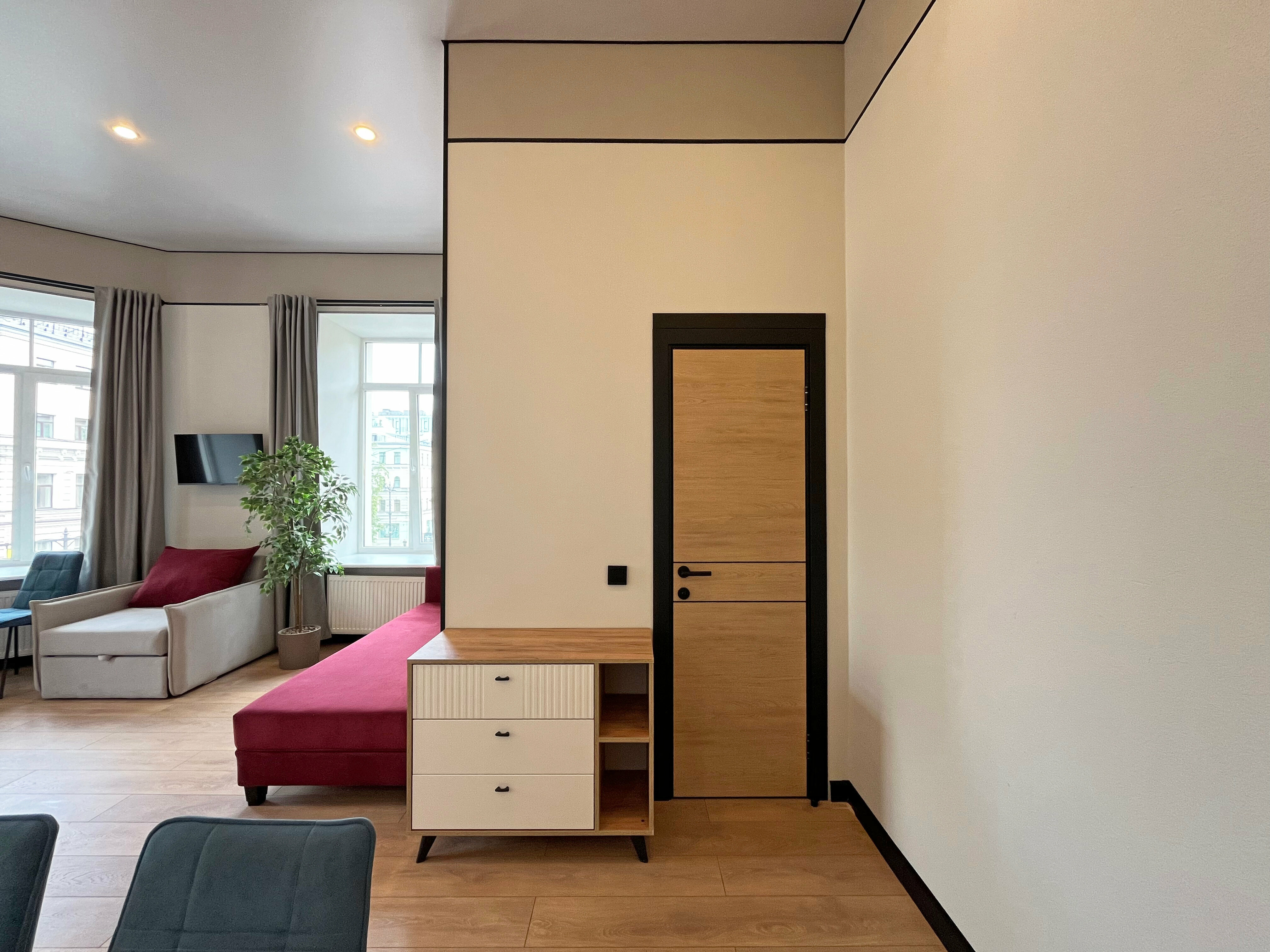 Полулюкс с панорамным видом и окном в ванной