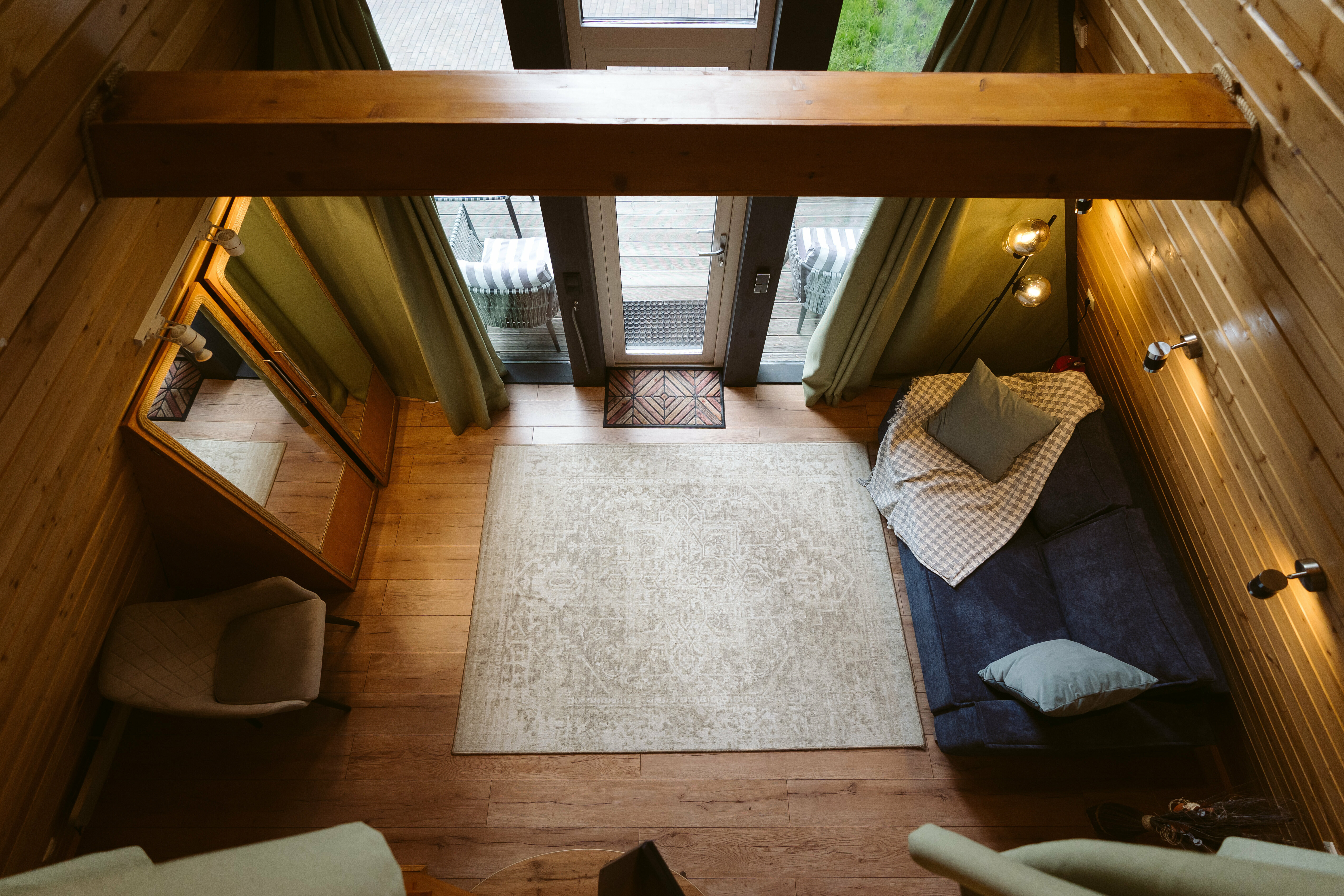 Коттедж с видом на лес