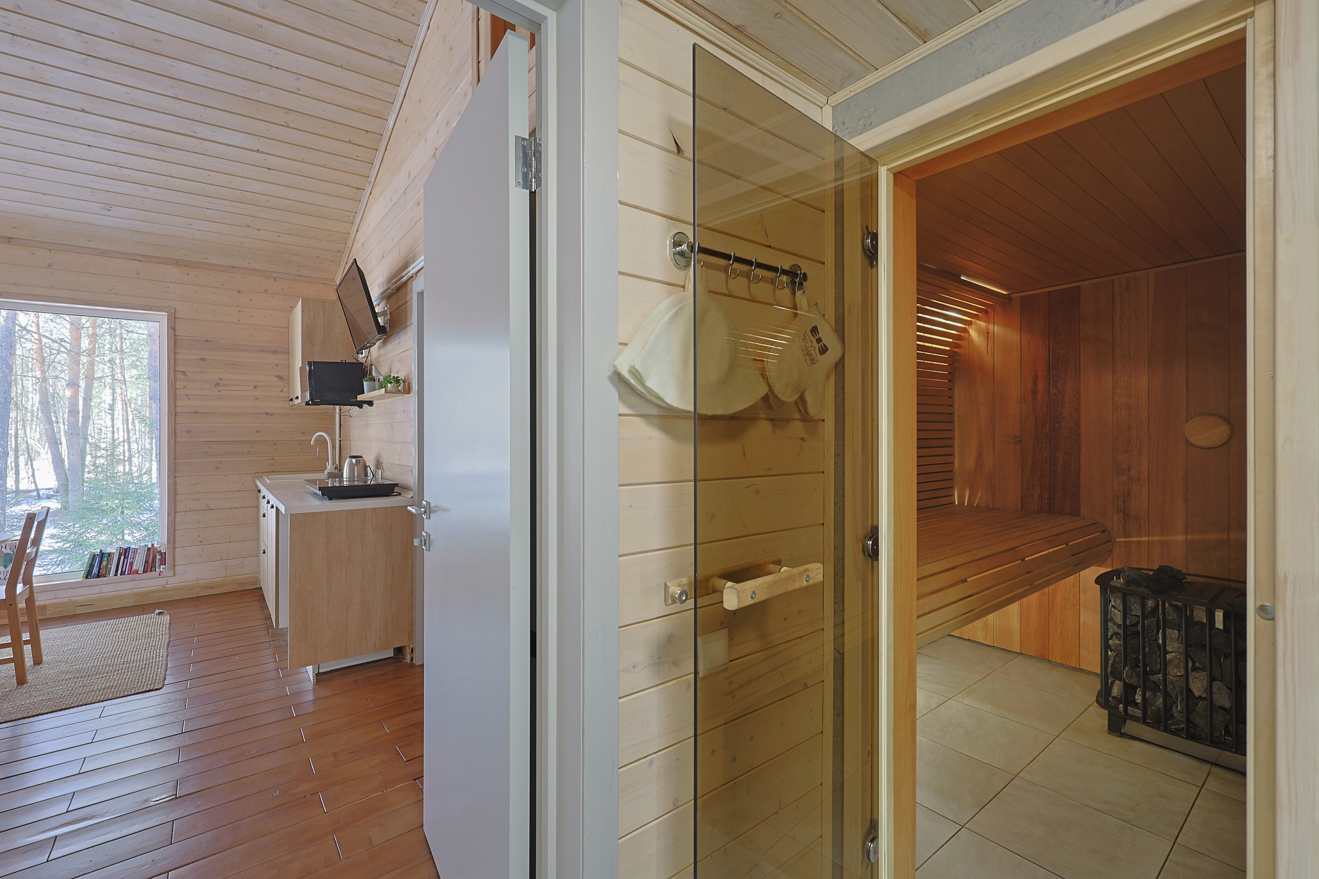 Коттедж с видом на лес