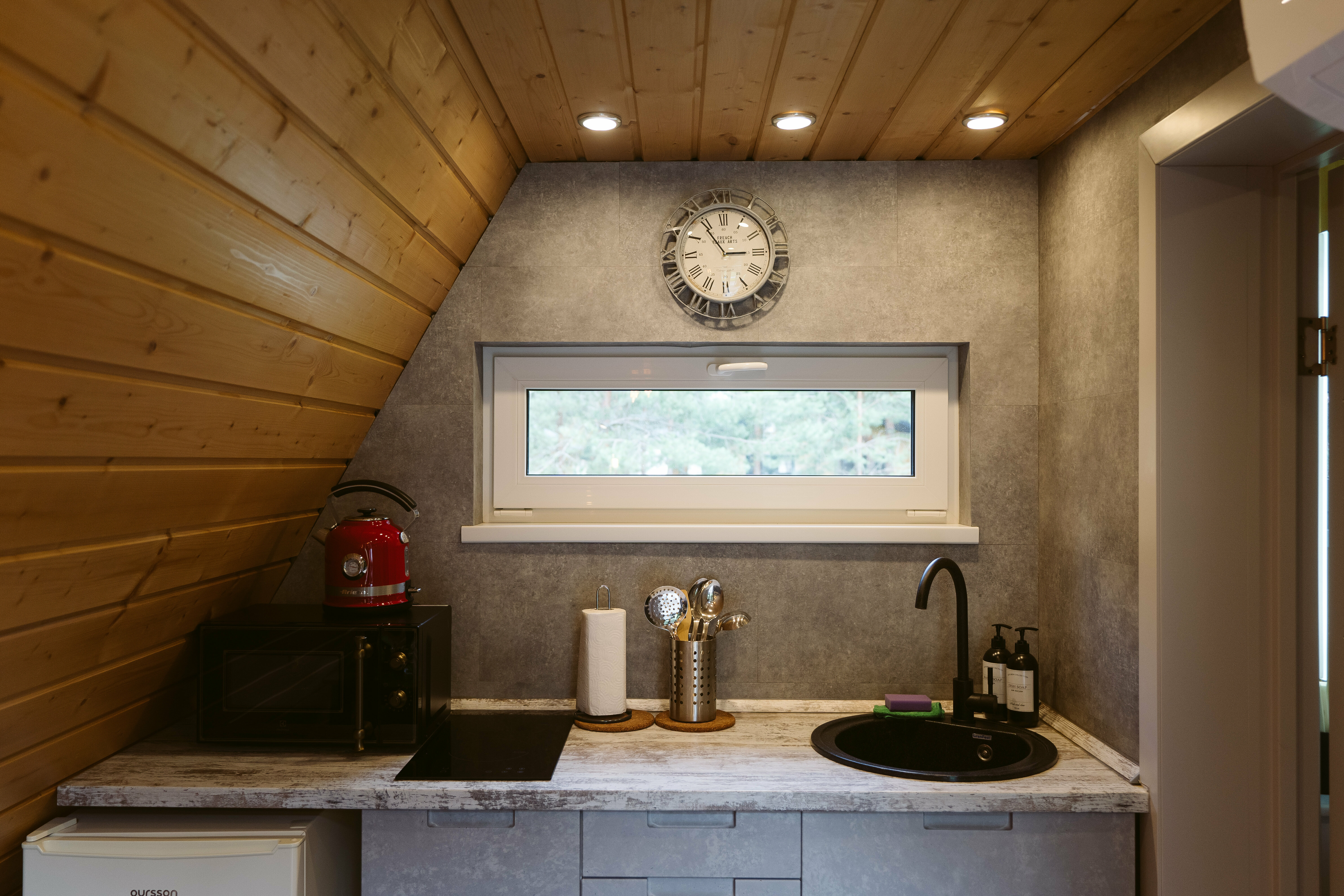 Коттедж с видом на лес