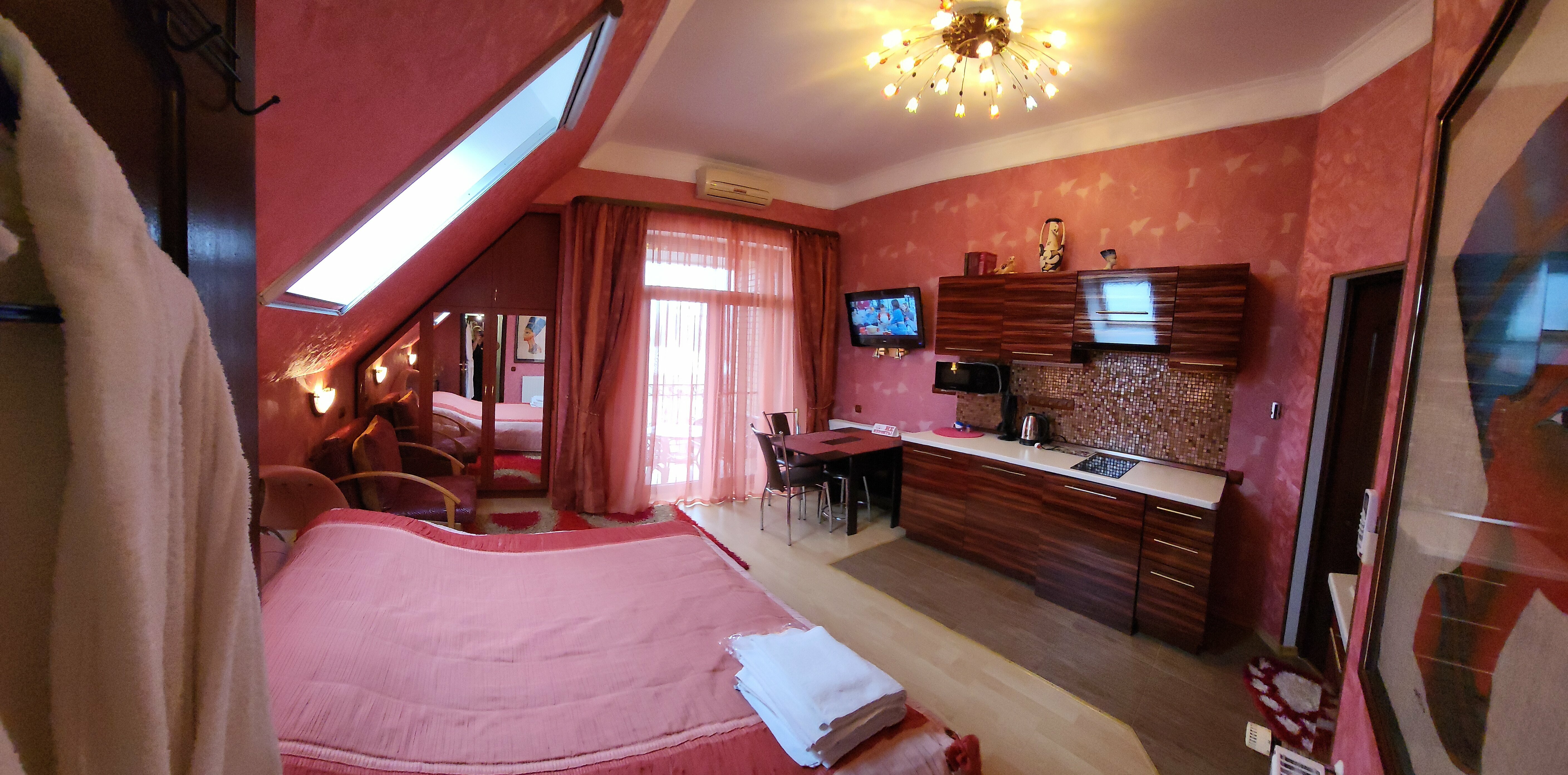 Апартаменты с балконом