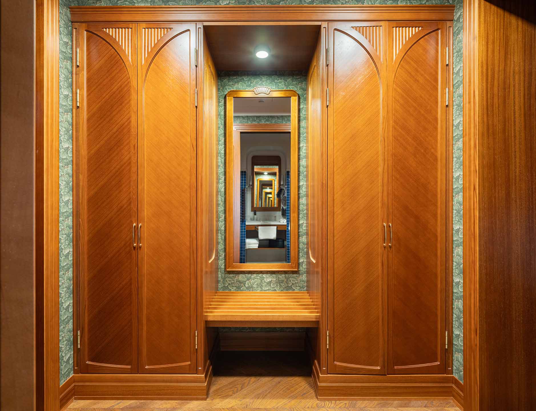 Супериор Модерн