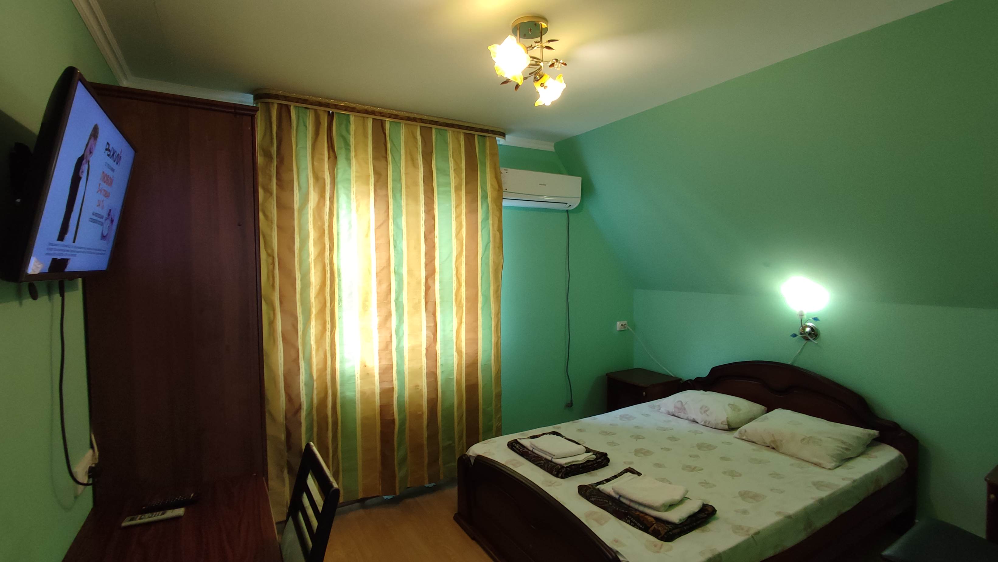 Двухместный номер с 1 кроватью и балконом