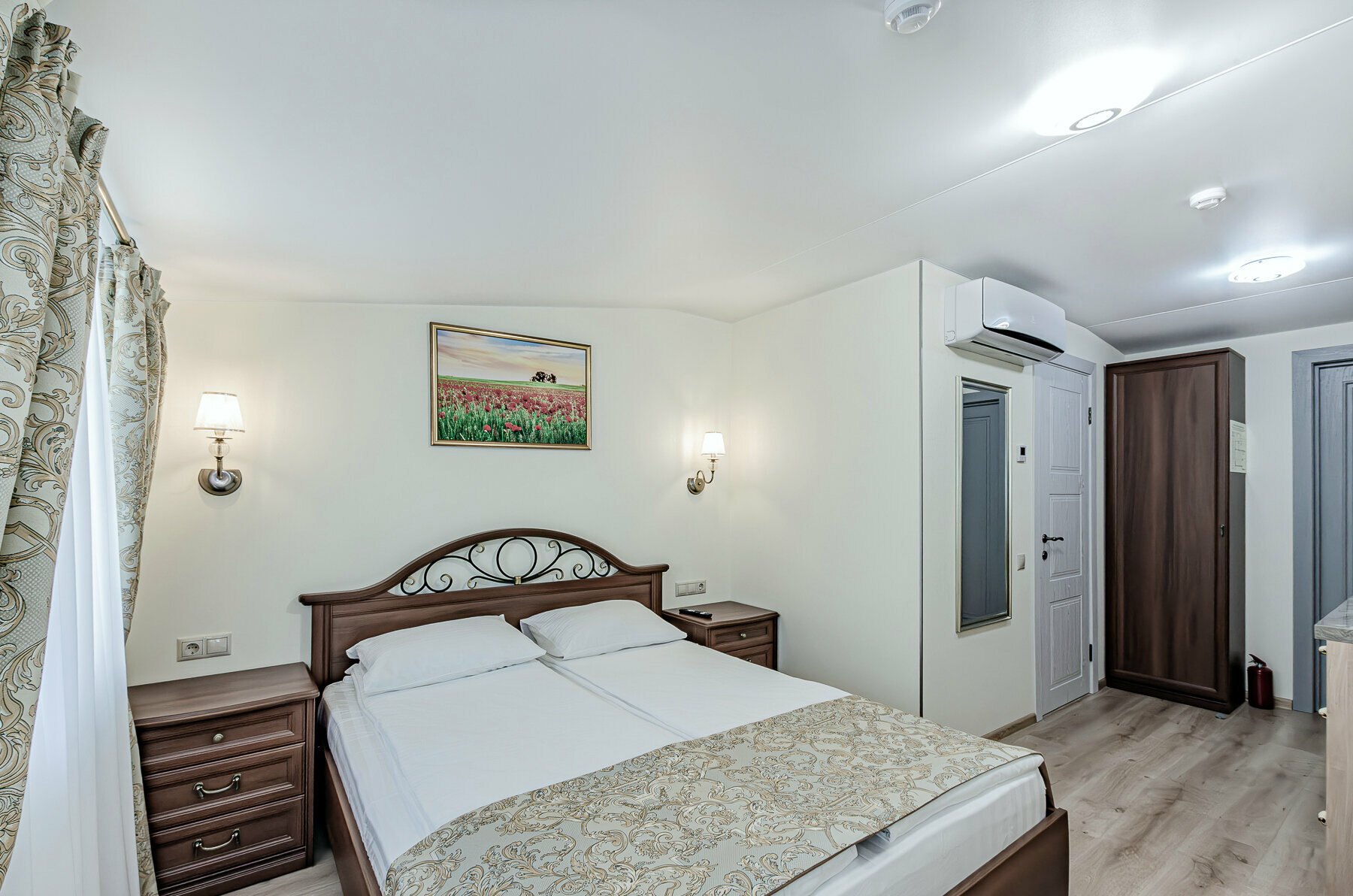 Двухместный номер-студия Делюкс с 1 кроватью