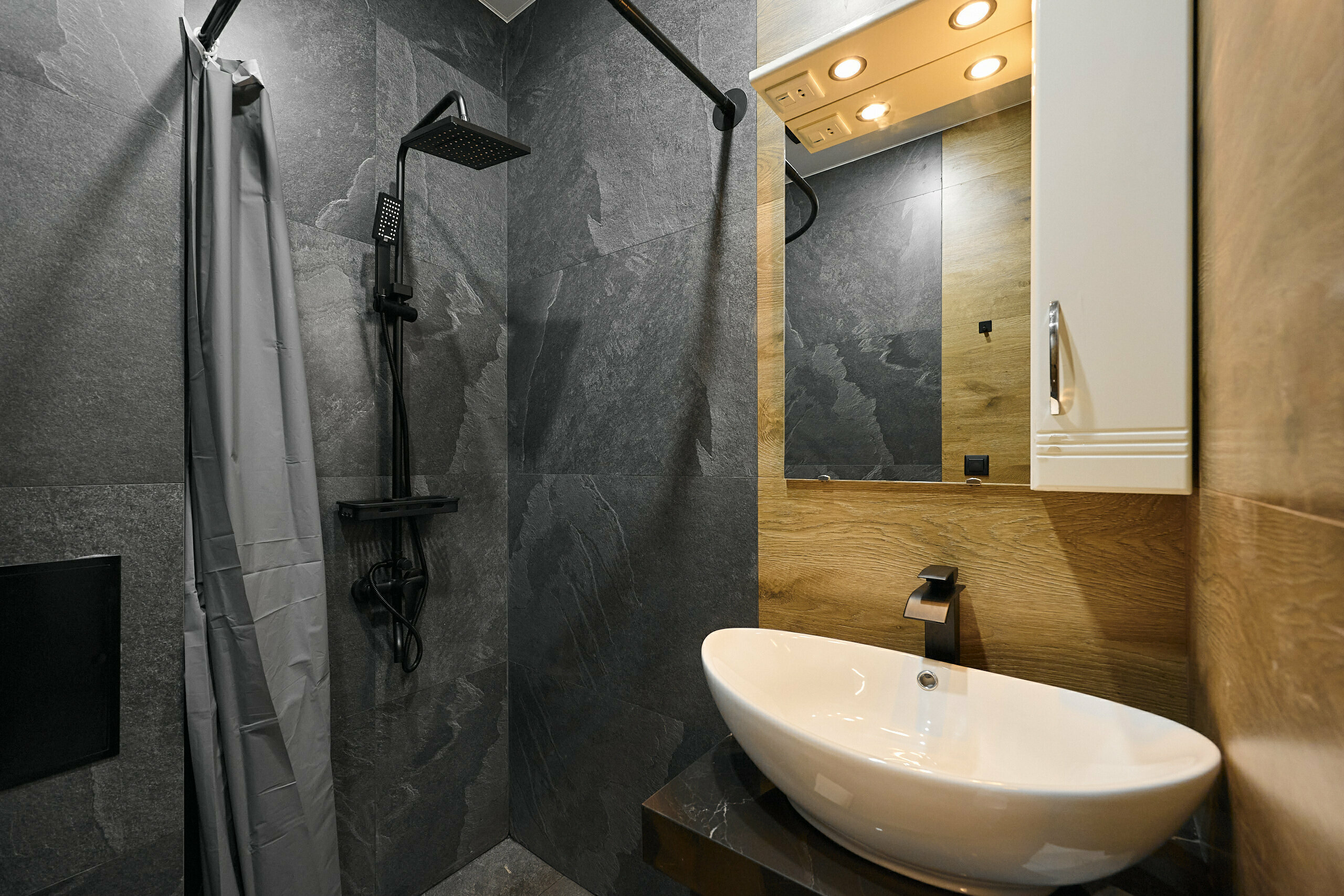 Делюкс 2 корпус