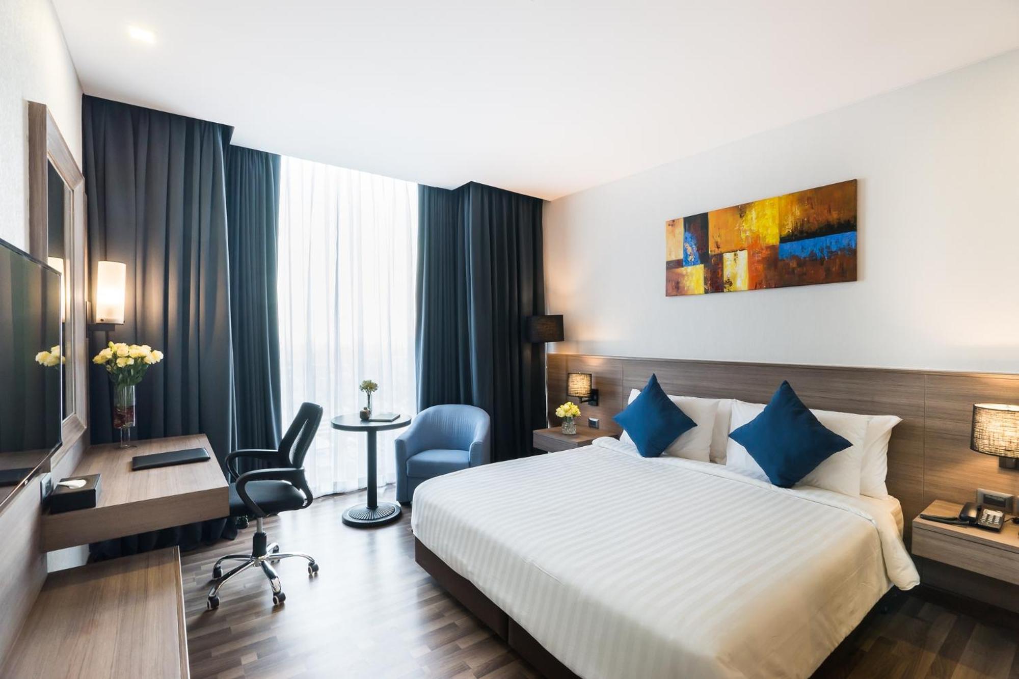 Superior King Room