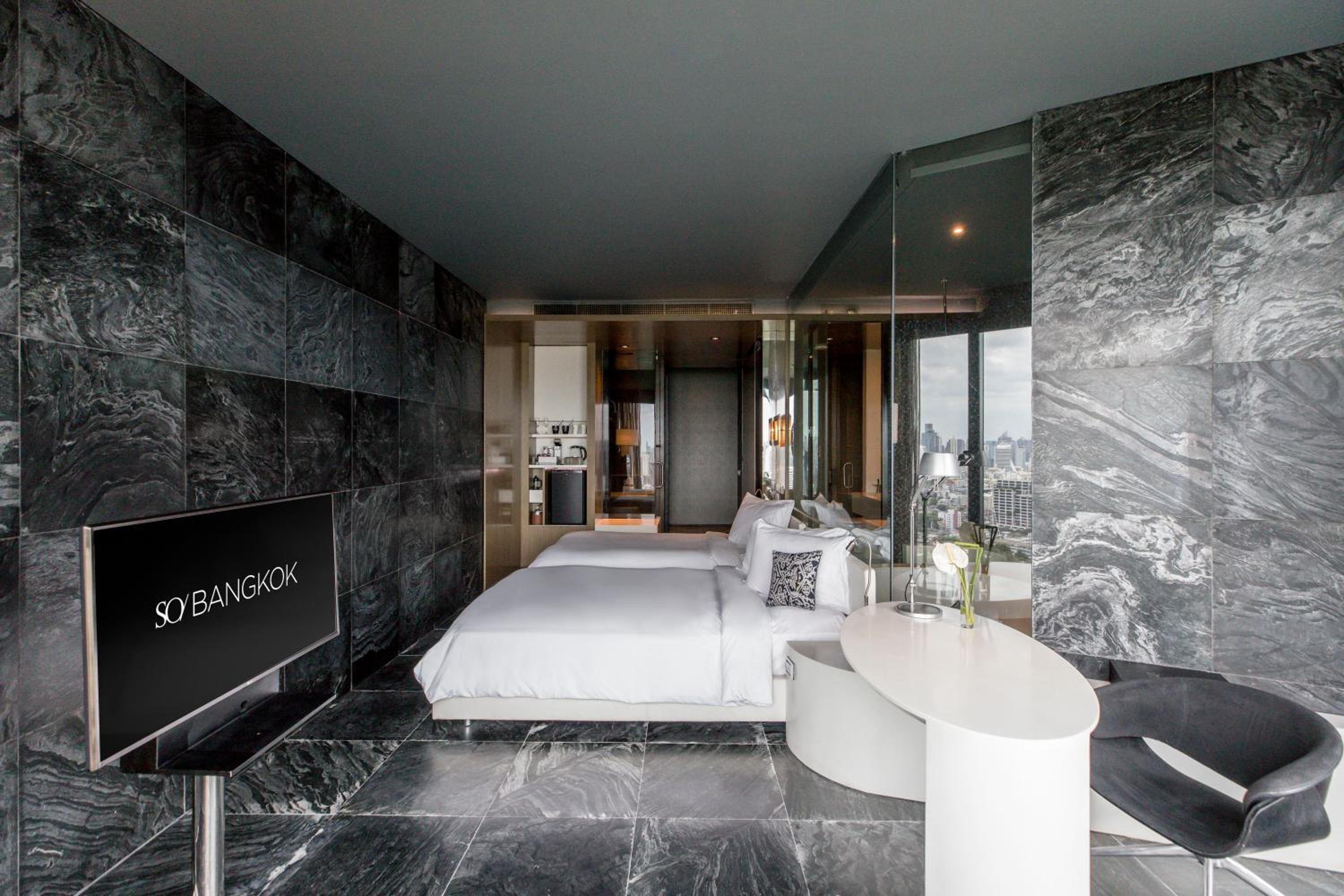 SO COMFY Twin Room with Park or City View