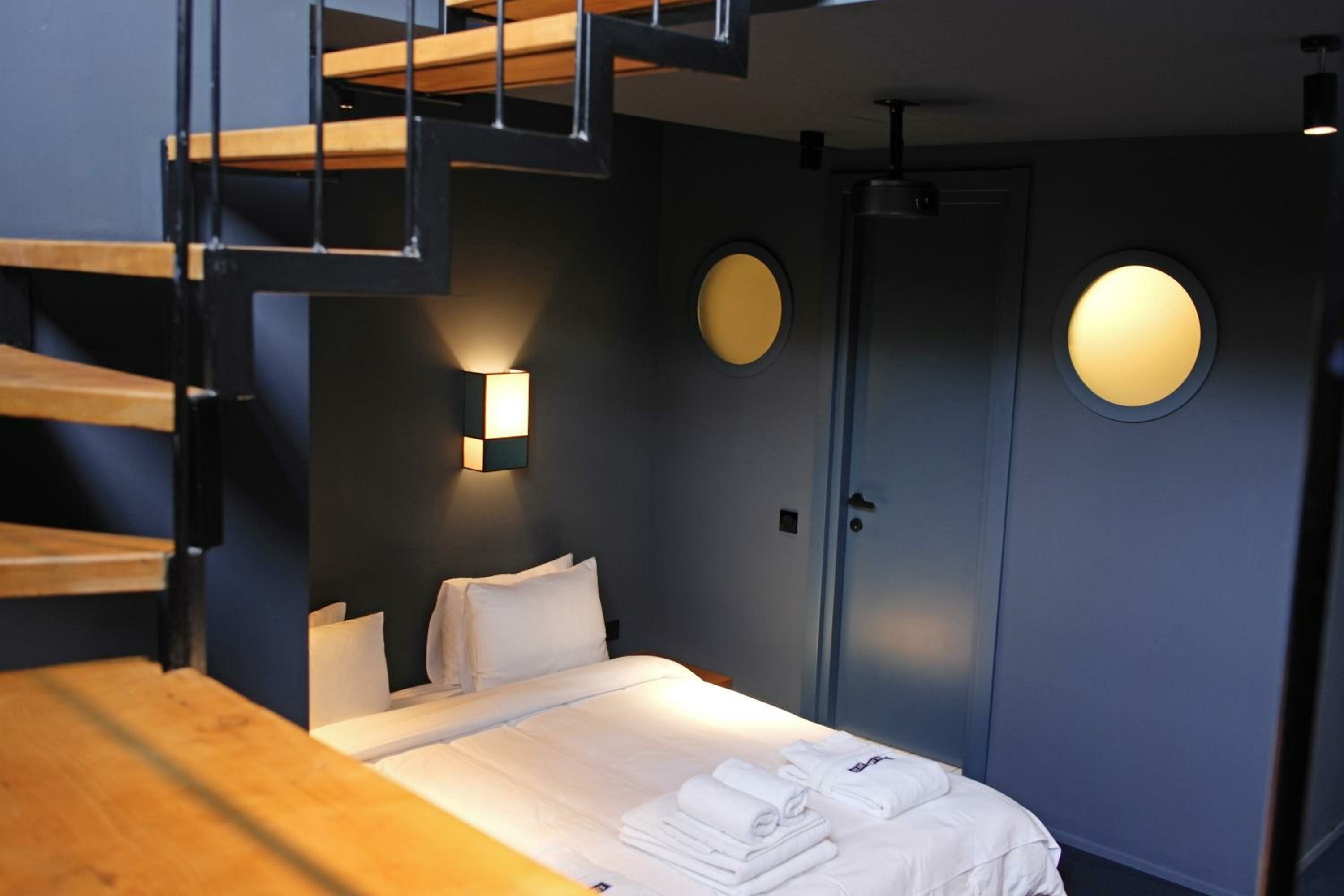 Duplex Quadruple Room