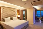 Junior Suite, 1 King Bed в DoubleTree by Hilton Izmir - Alsancak