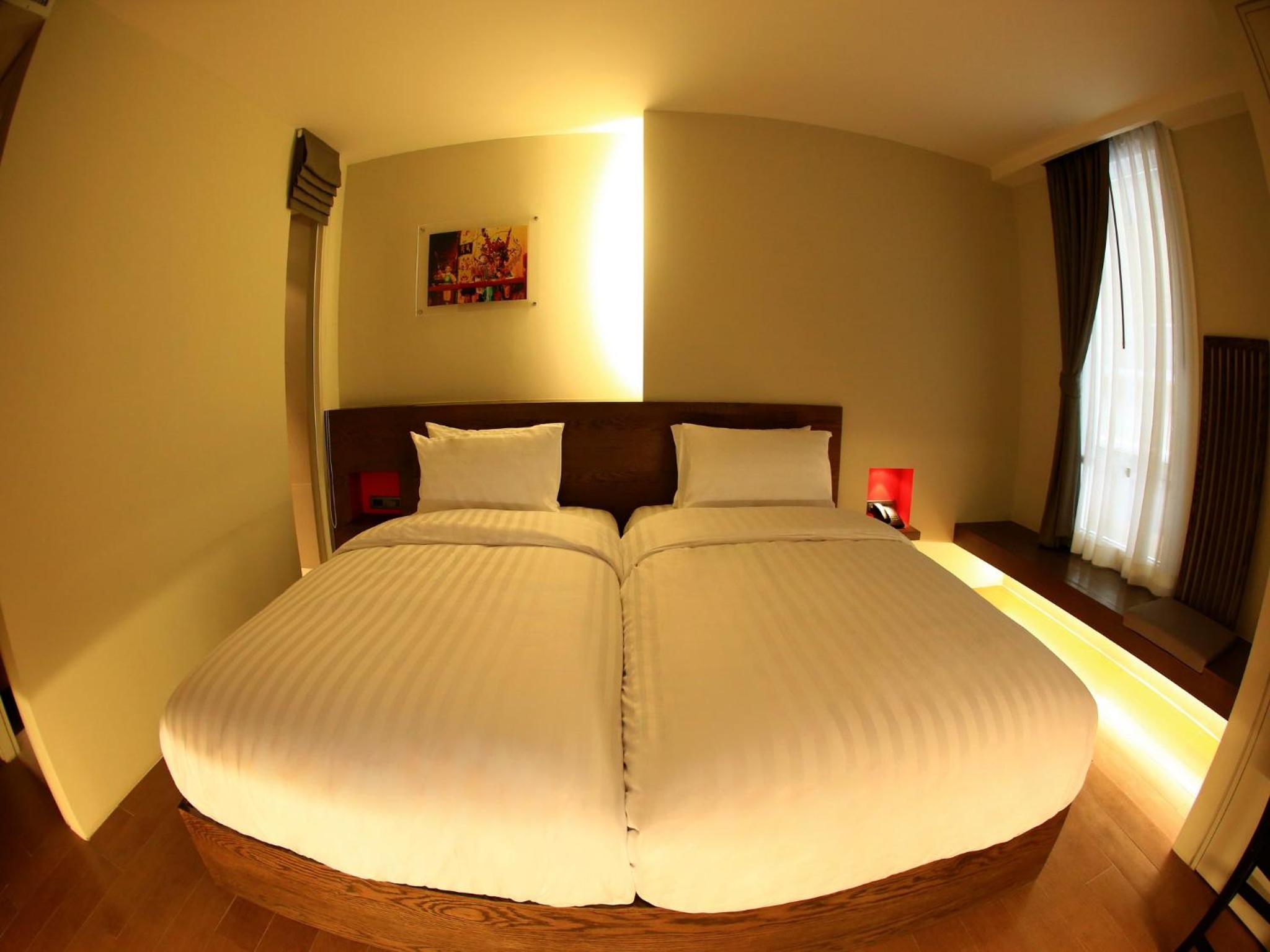 Superior Twin Room
