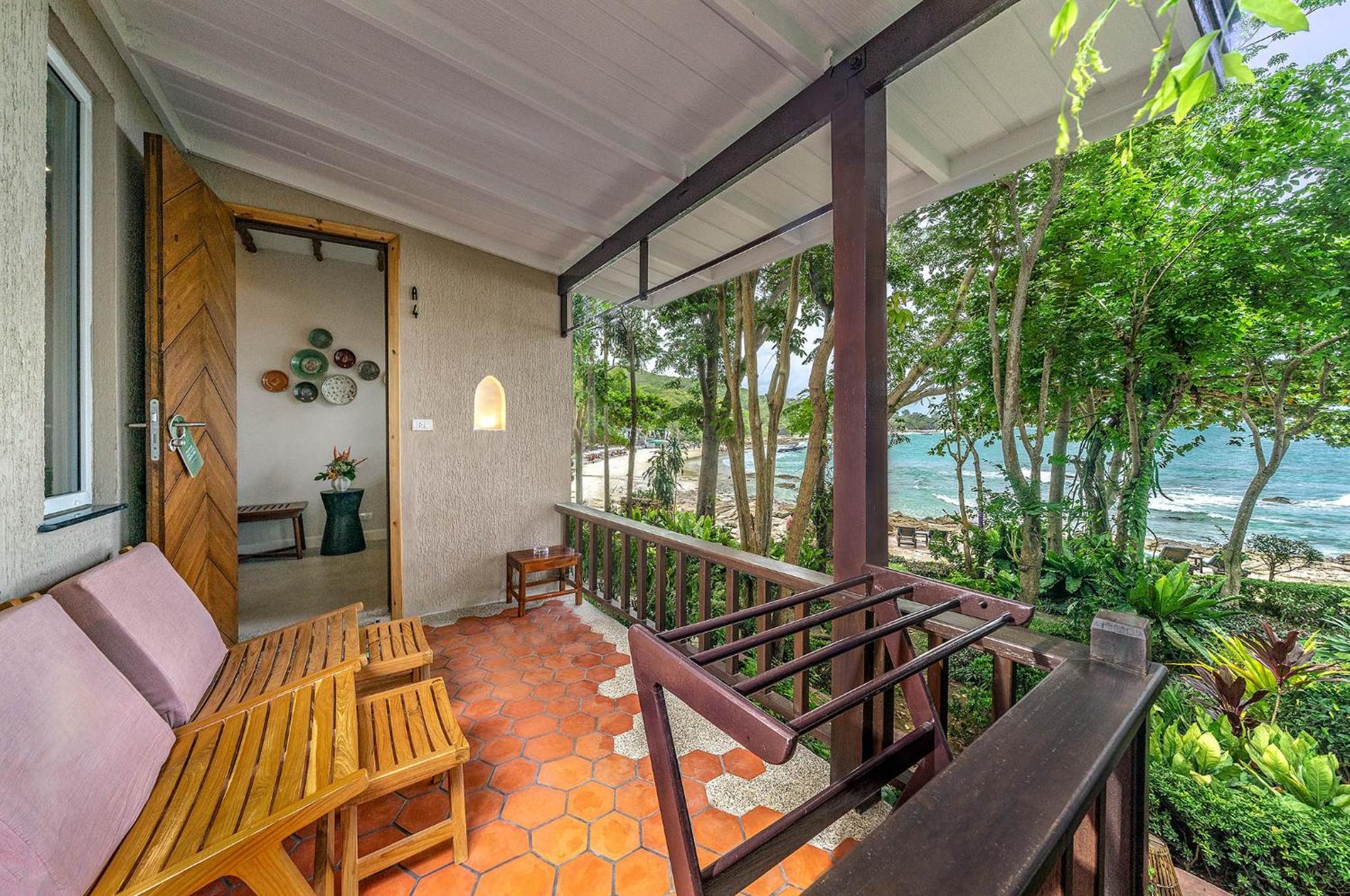 Deluxe Double or Twin Room with Sea View