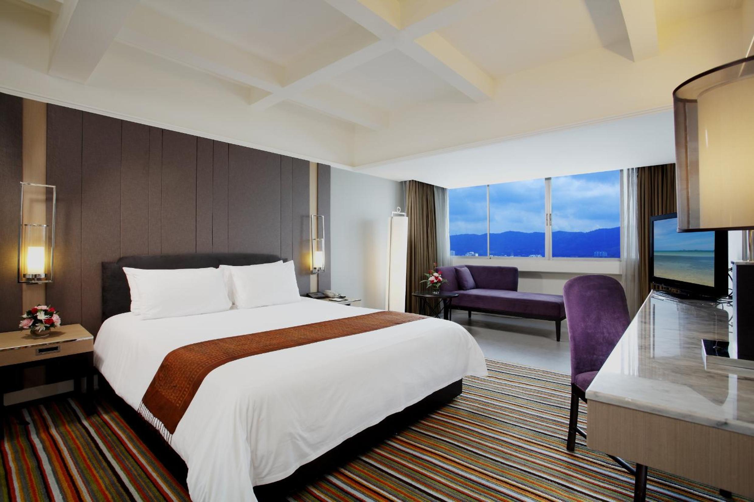 Executive Suite - King