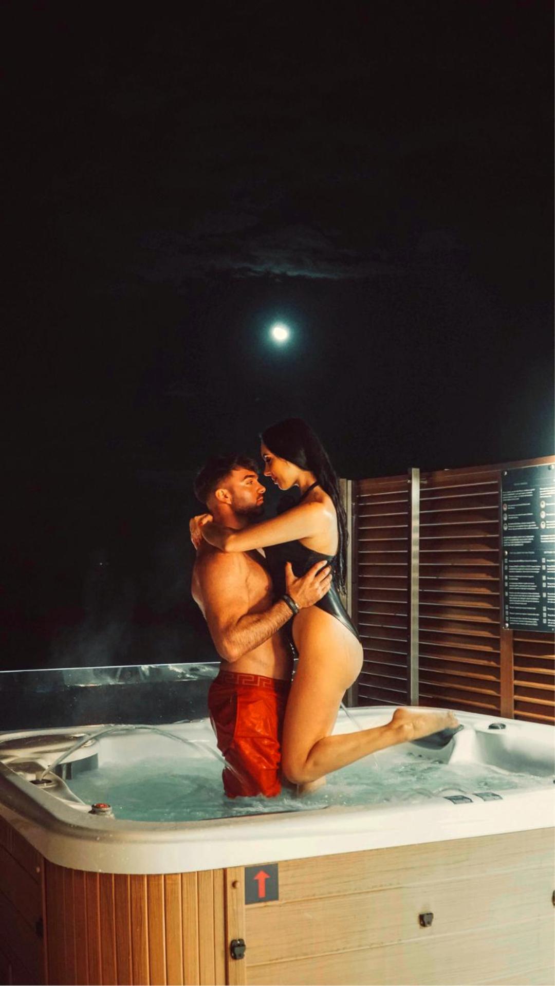 Suite with Terrace and Sea View and Jacuzzi