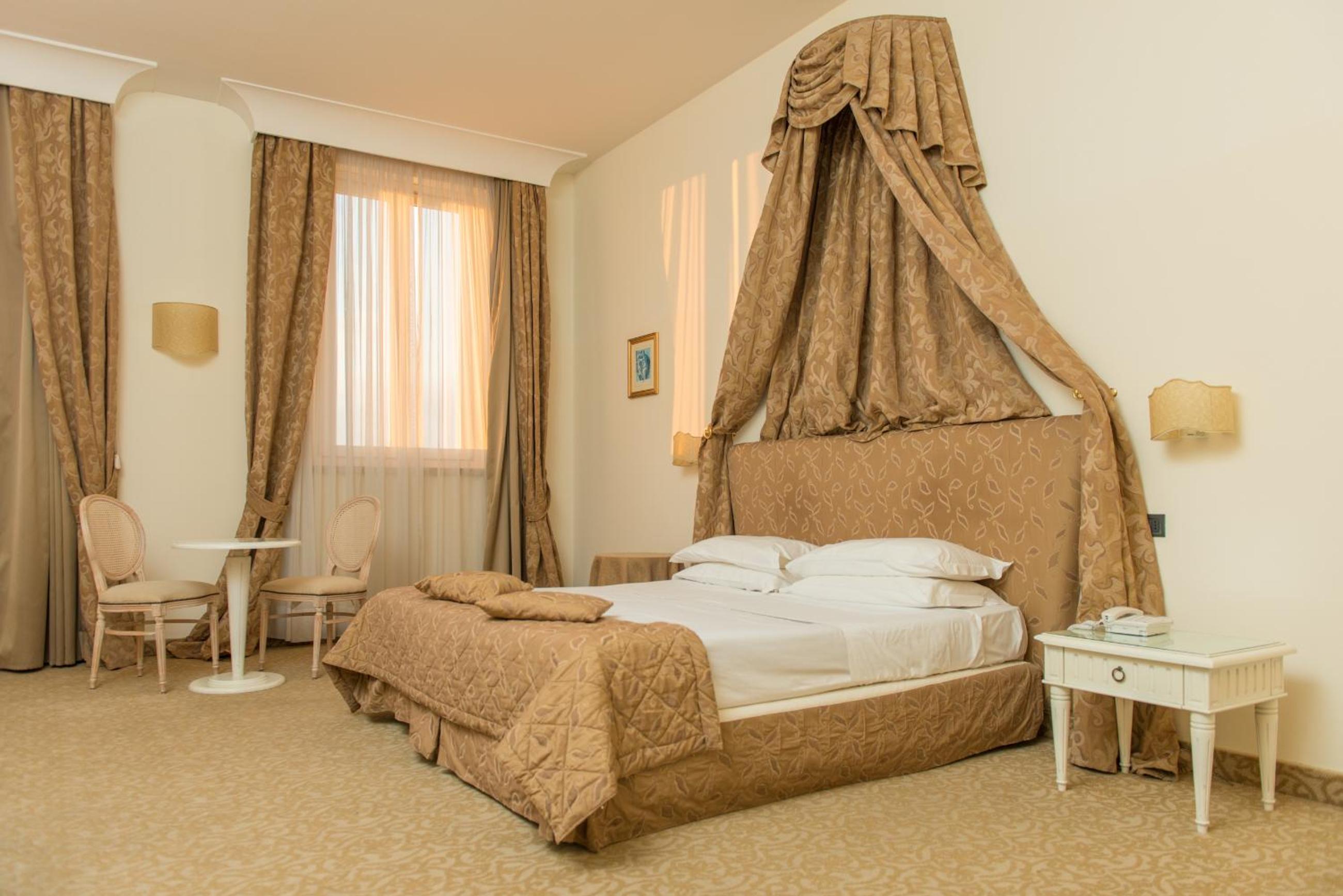 Classic Double or Twin Room