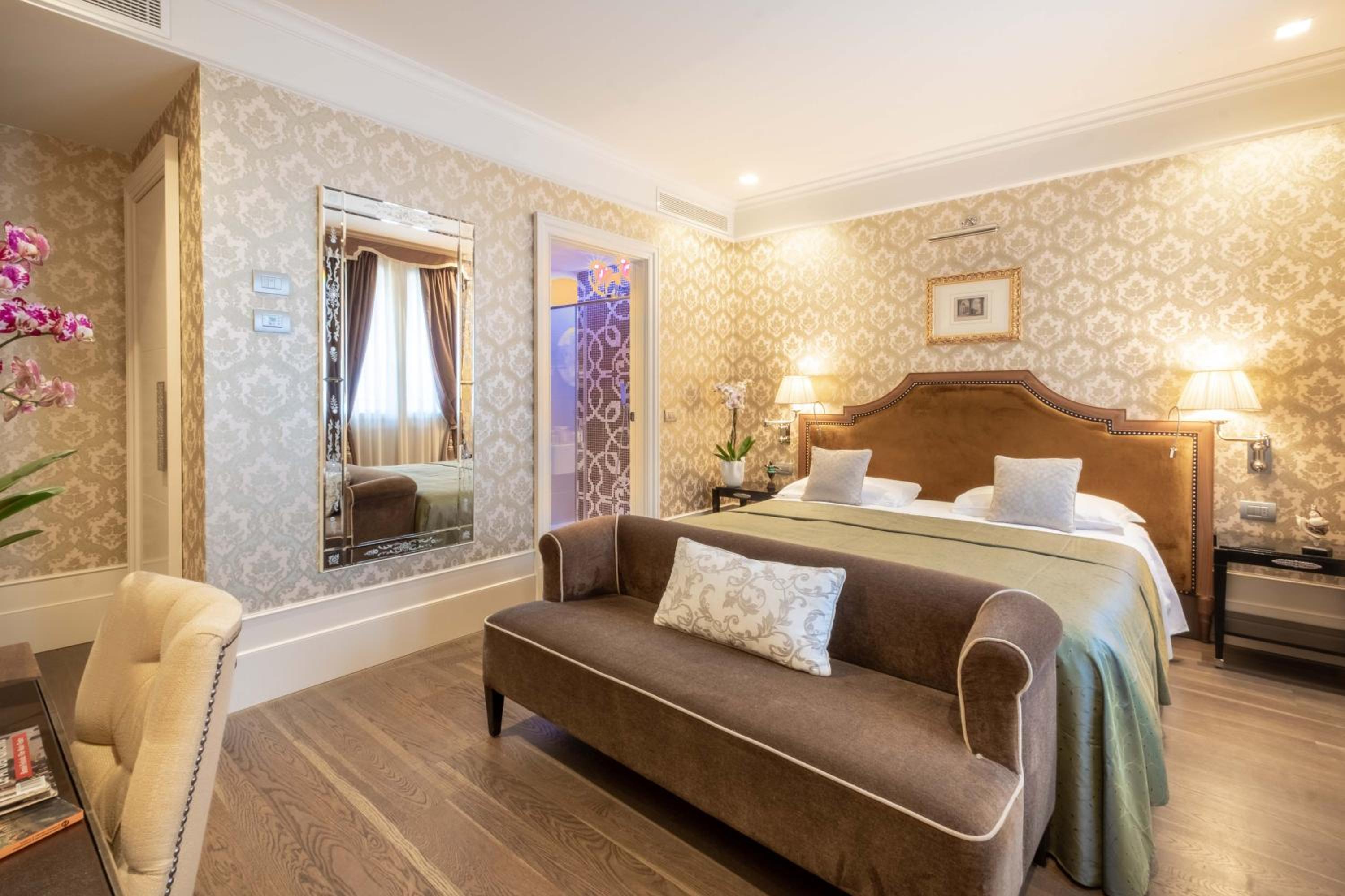 Double or Twin Room with Canal View