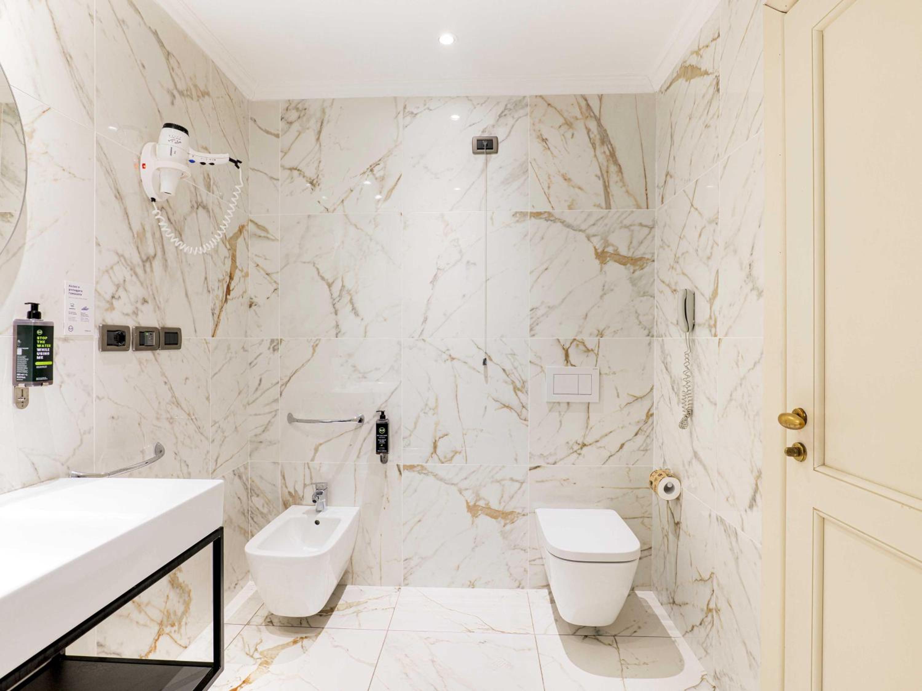 Double Room with View