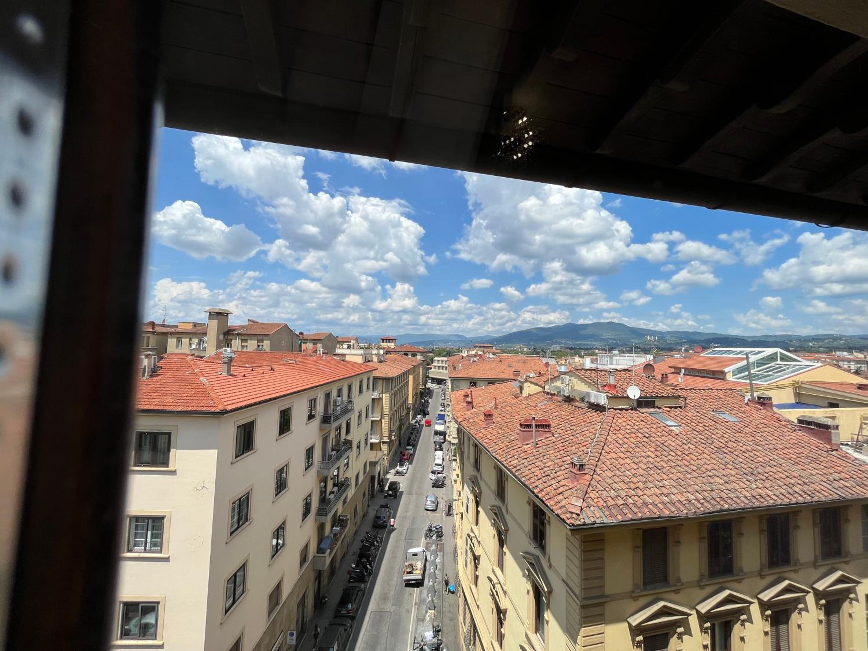 Deluxe Double or Twin Room with City View