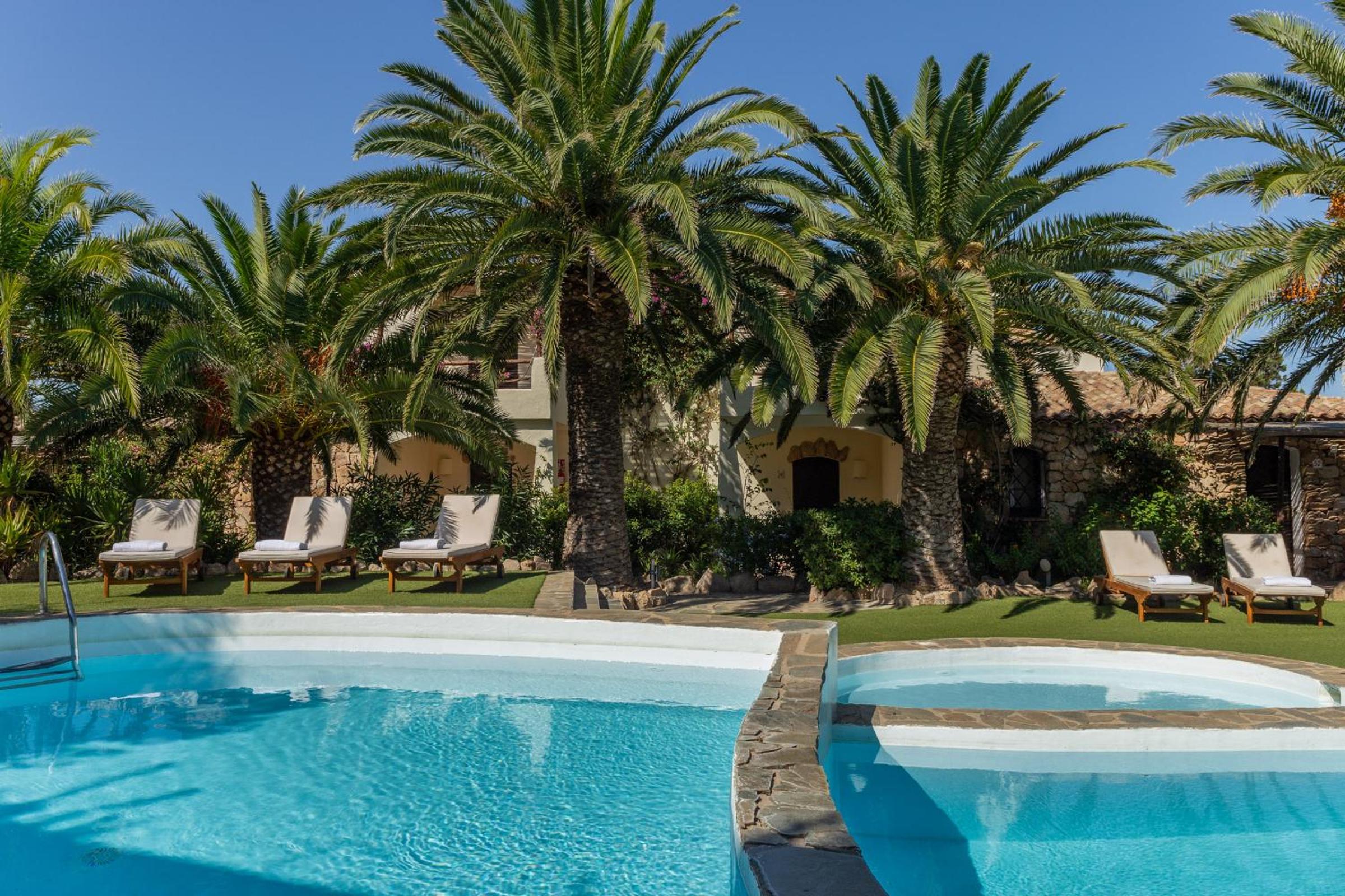 Double or Twin Room with Swimming Pool Access