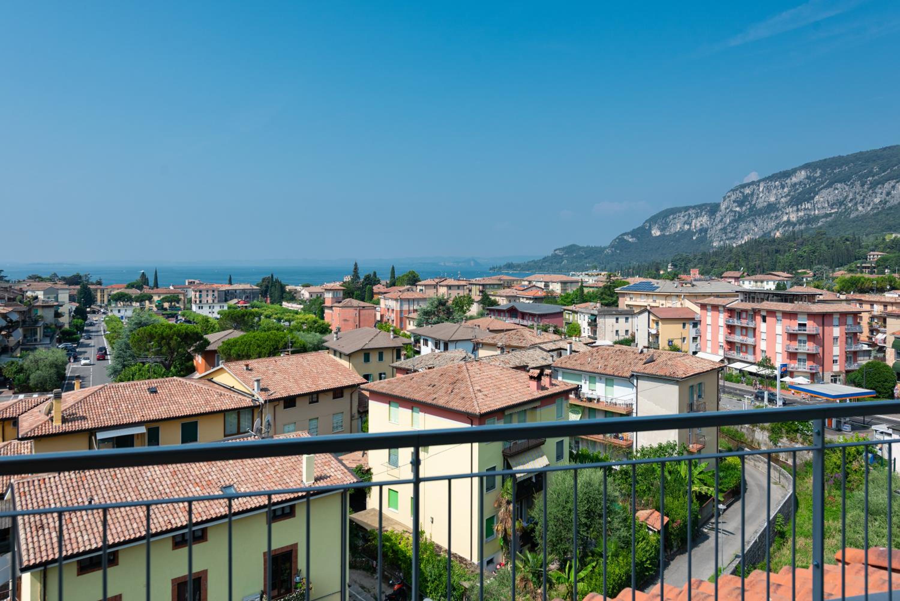 Superior Double Room With Partial Lake View