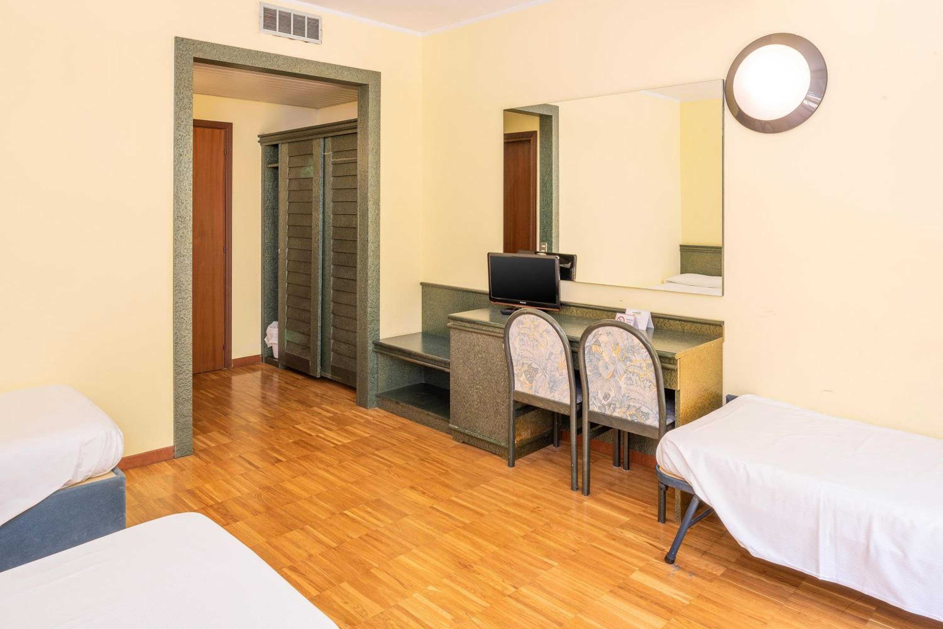 Quadruple Room with Mountain View