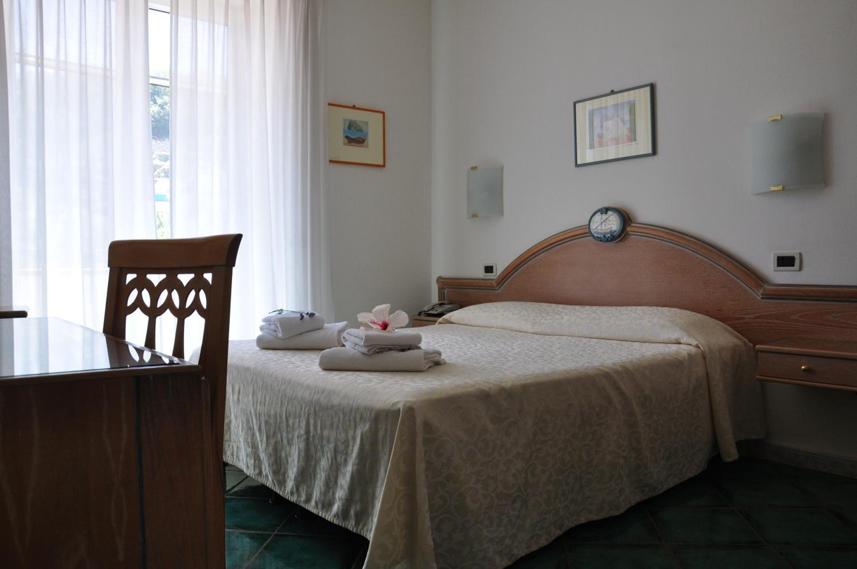 Comfort Double or Twin Room