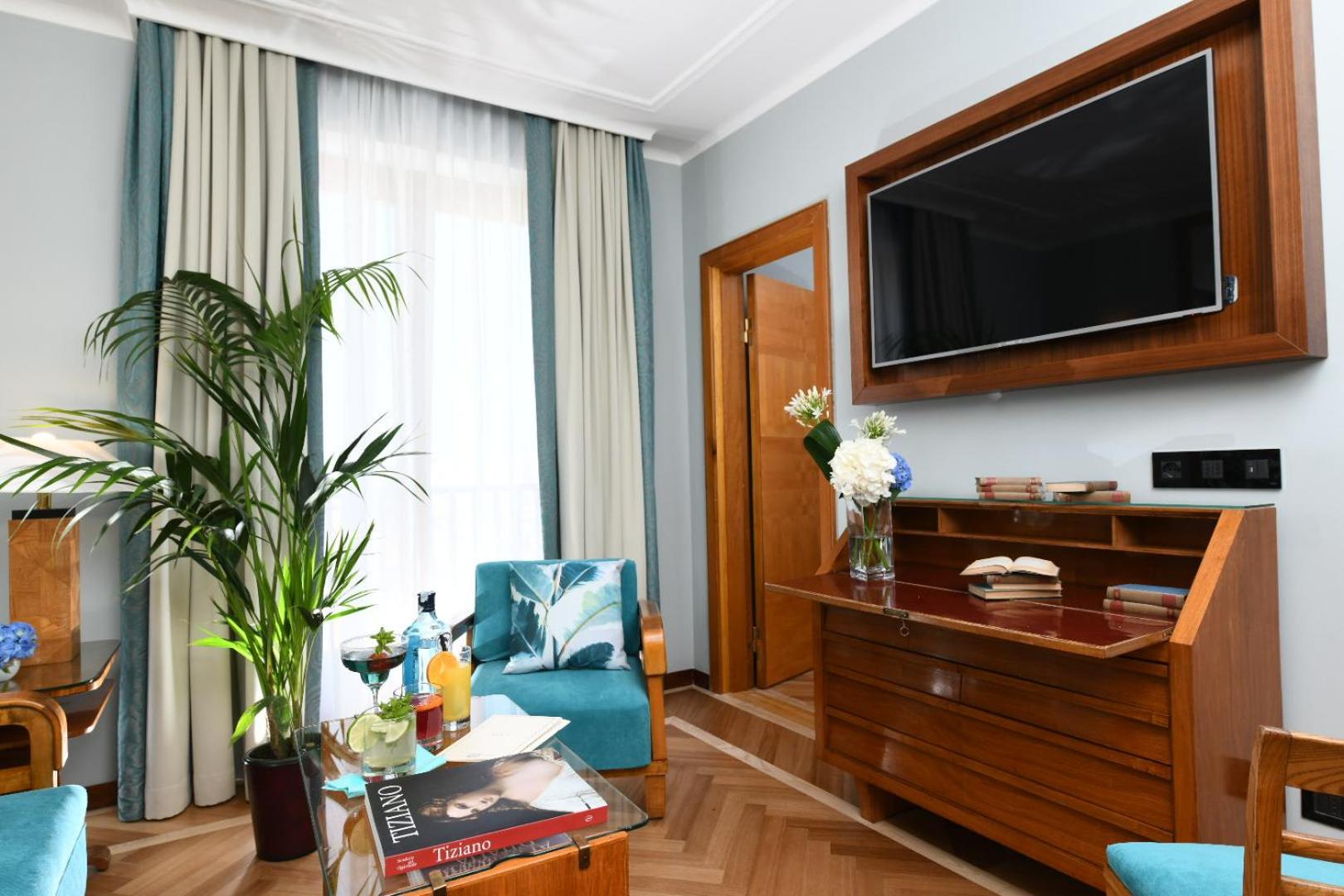 Premium Junior Suite