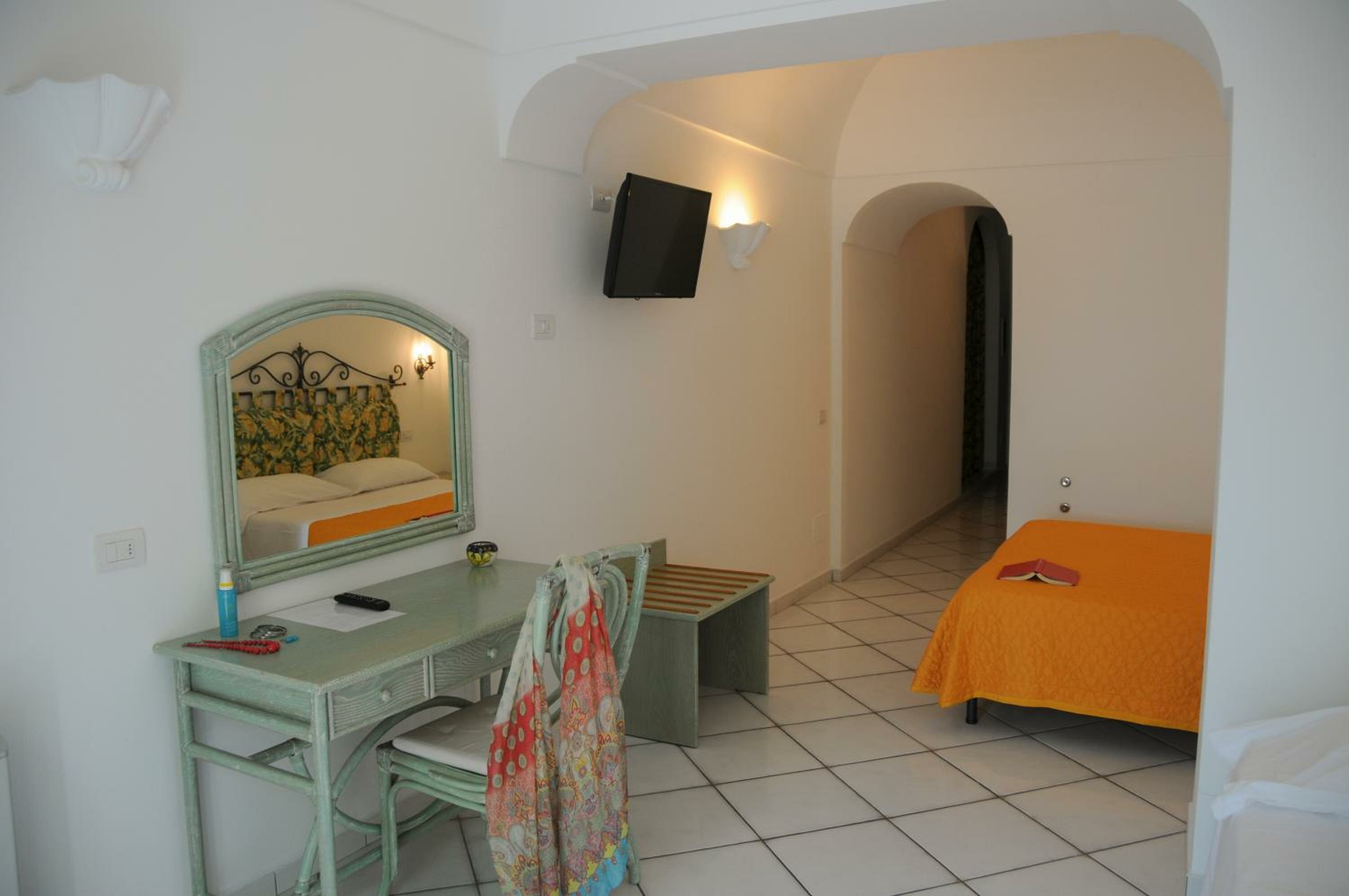 Superior Double or Twin Room with Garden View