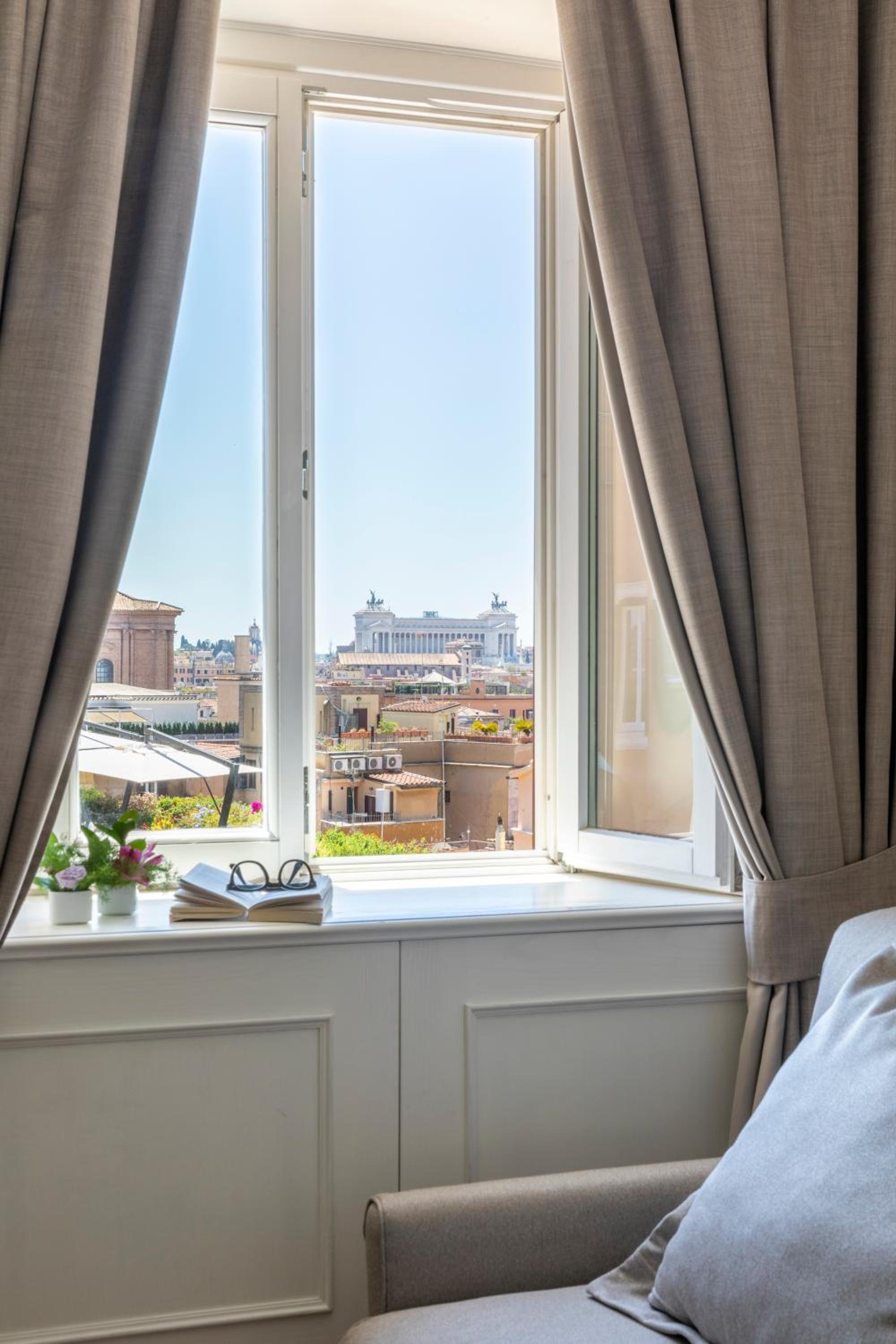 Panoramic Suite with Private Terrace