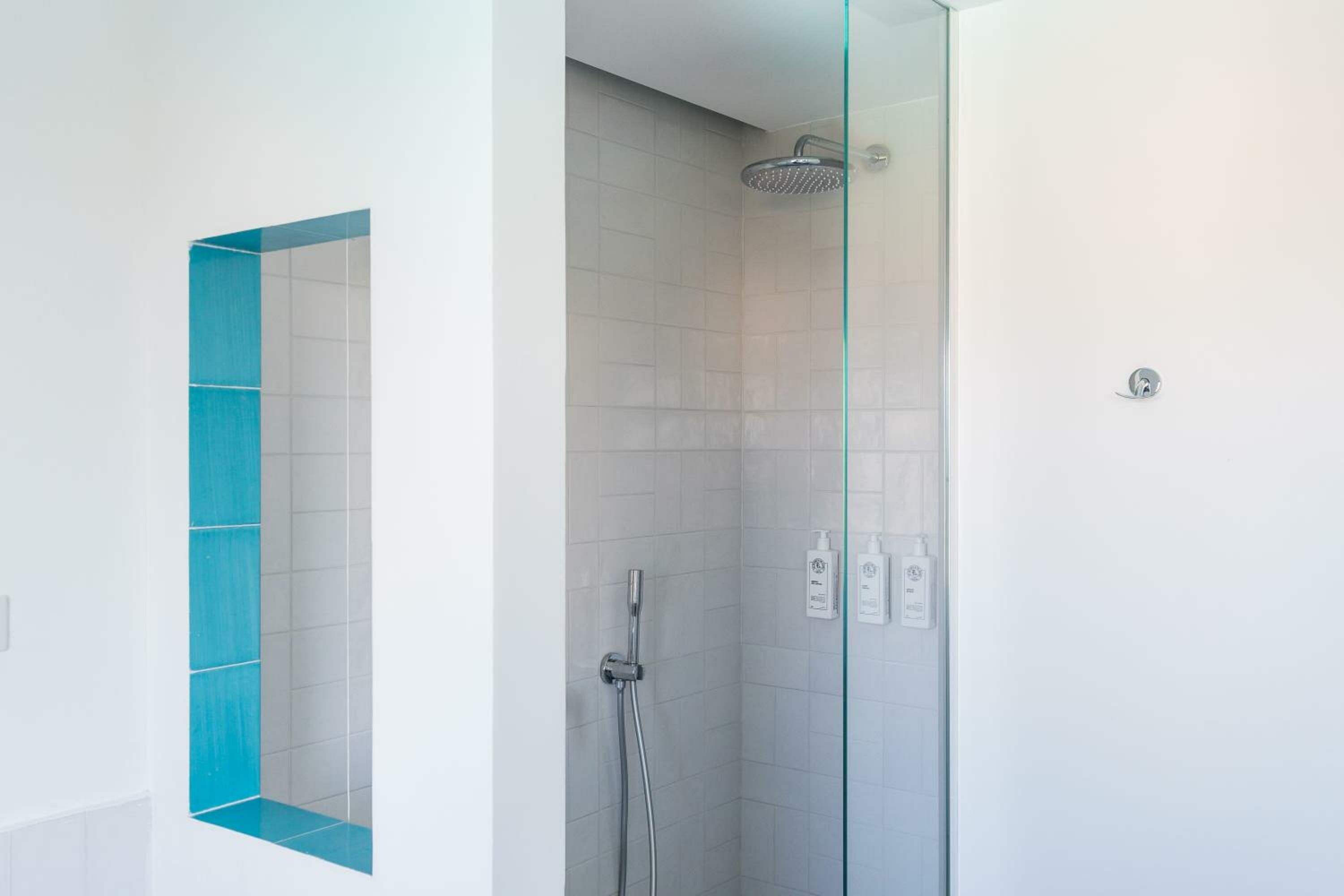 Deluxe Double Or Twin Room With Partial Sea View