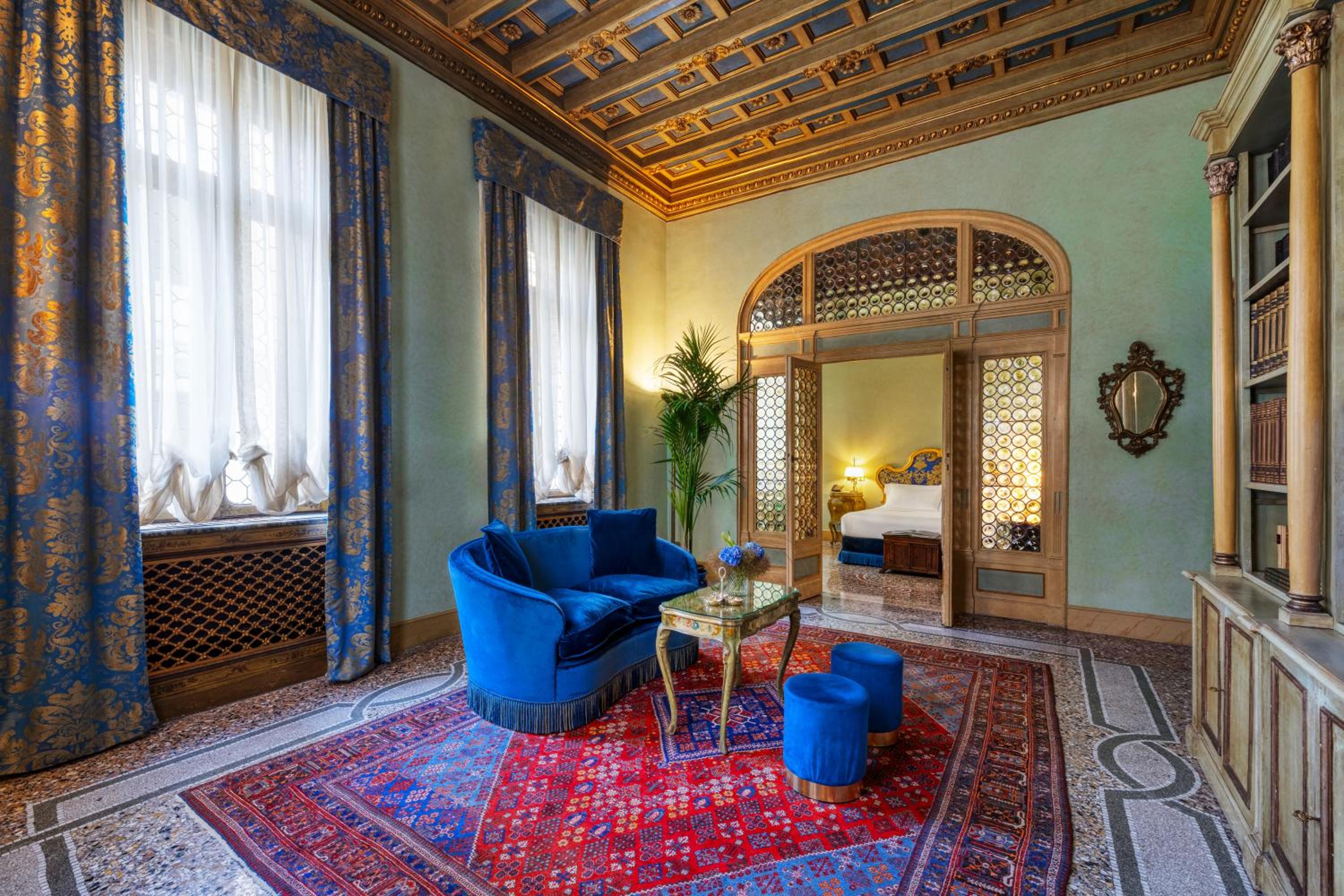 Suite with Balcony Venezia