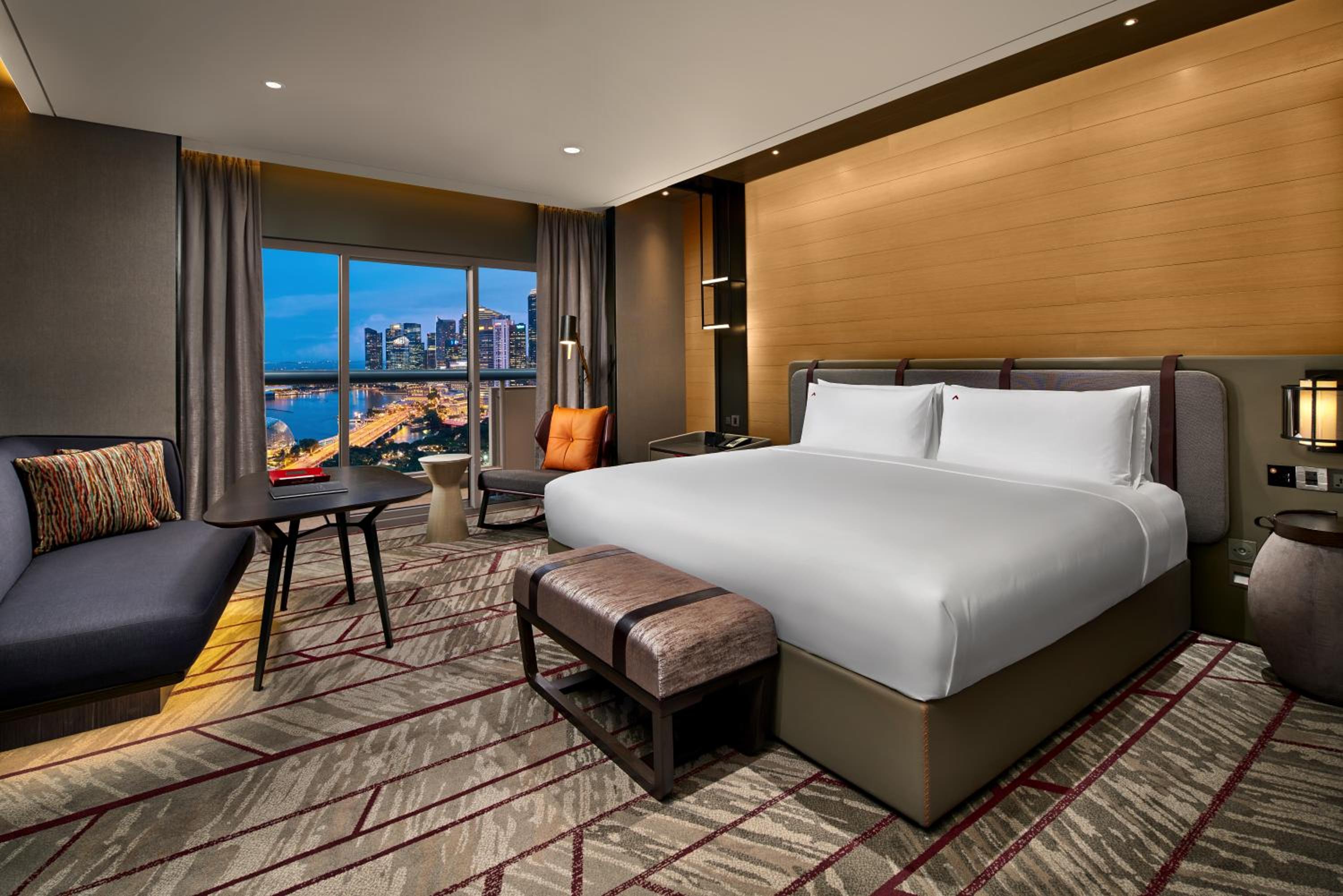 Premier Prestige Marina Bay, 1 King, Balcony, Marina Bay View