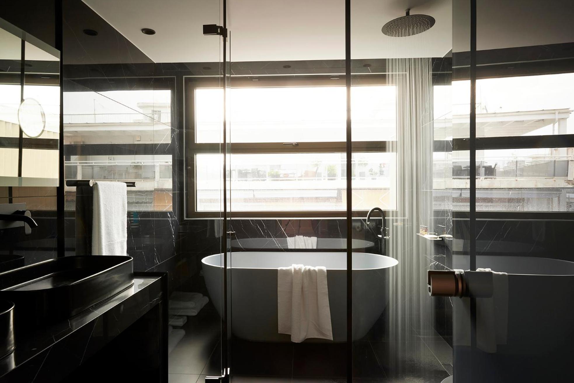 Teight Penthouse Suite