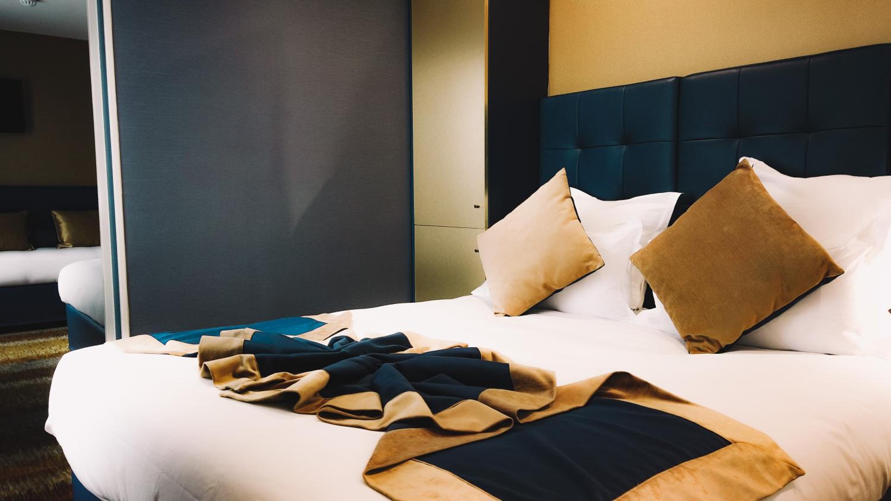 Deluxe Quadruple Room