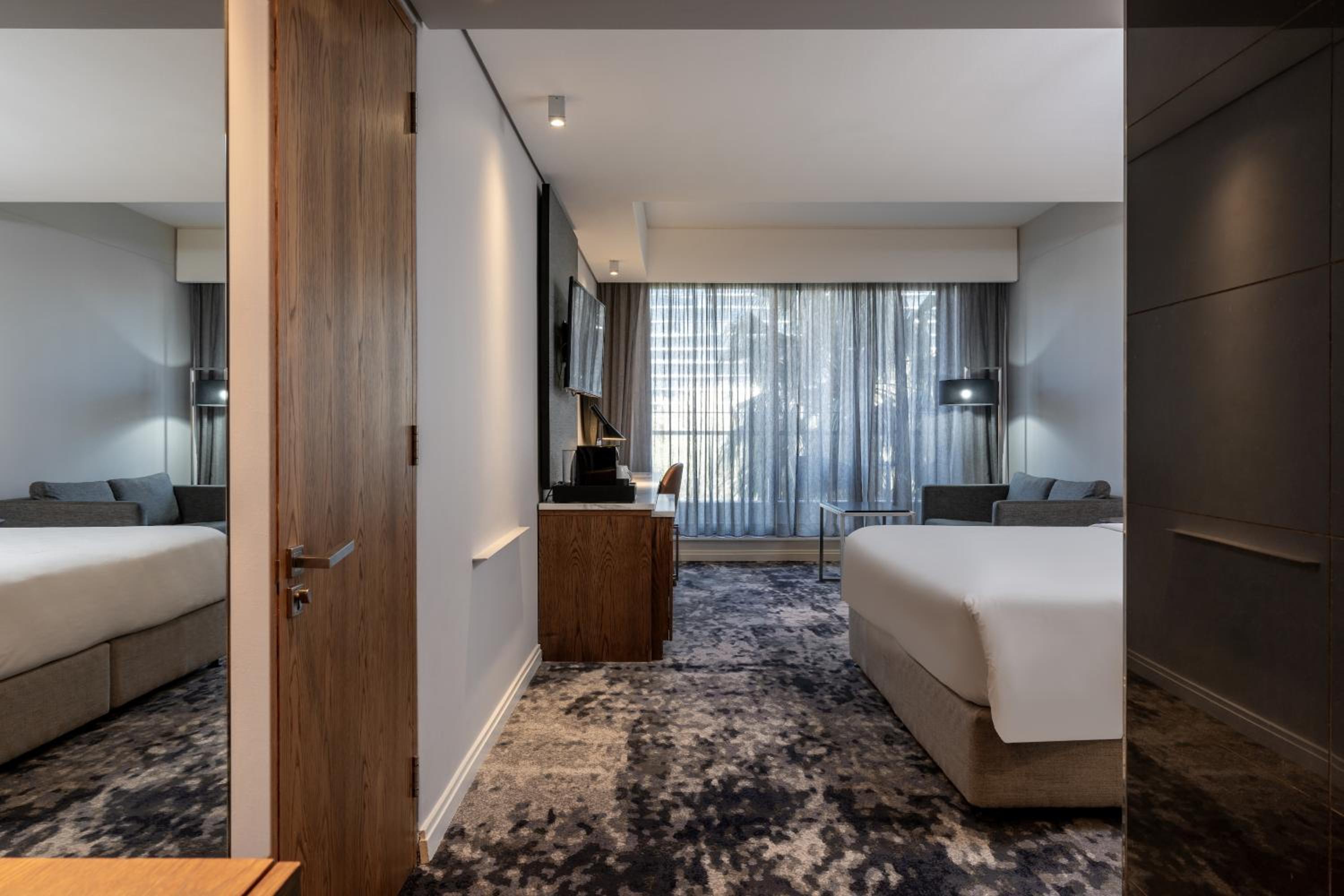 Junior Suite with Balcony and Mountain View