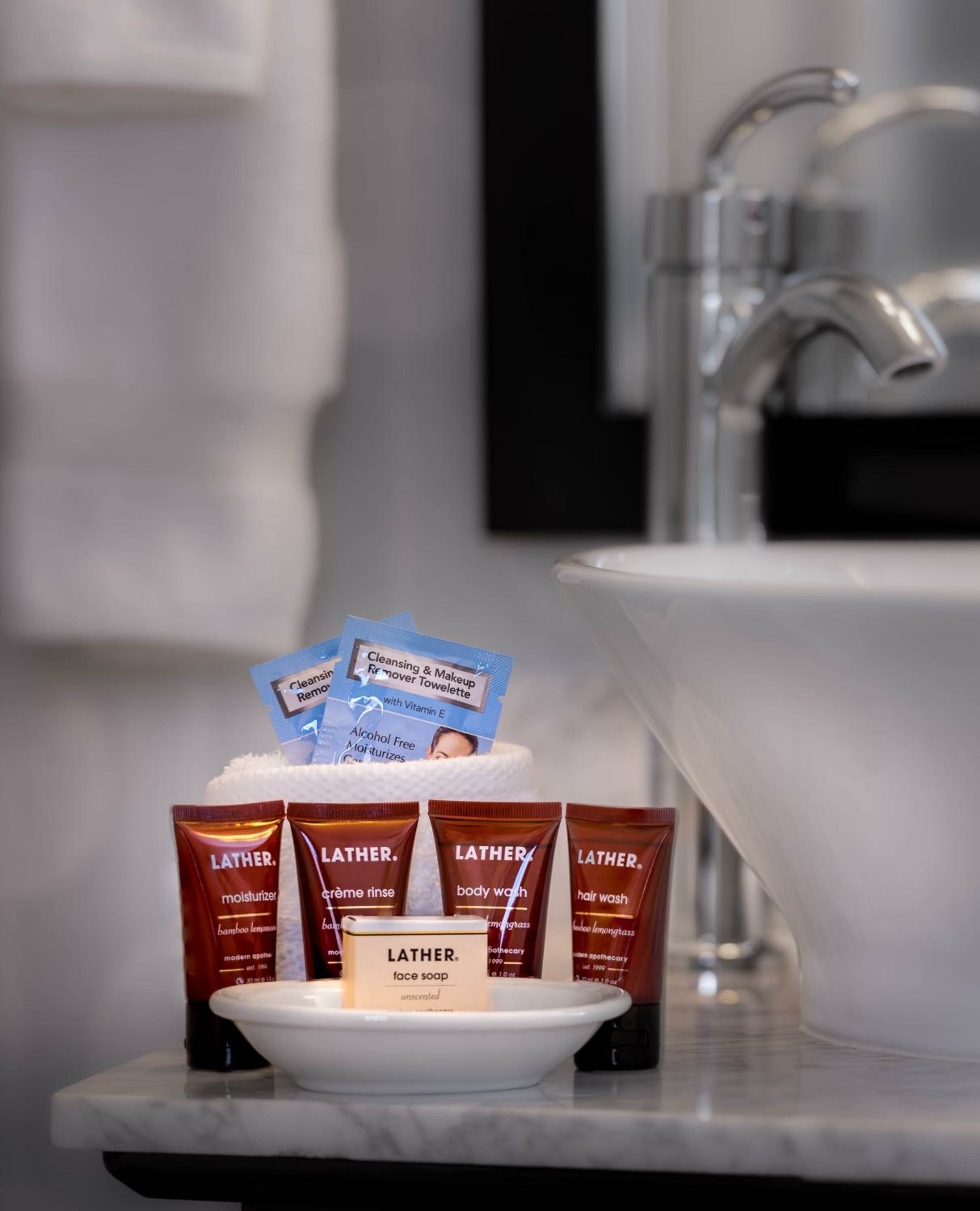 Business Class Room with One Double Bed