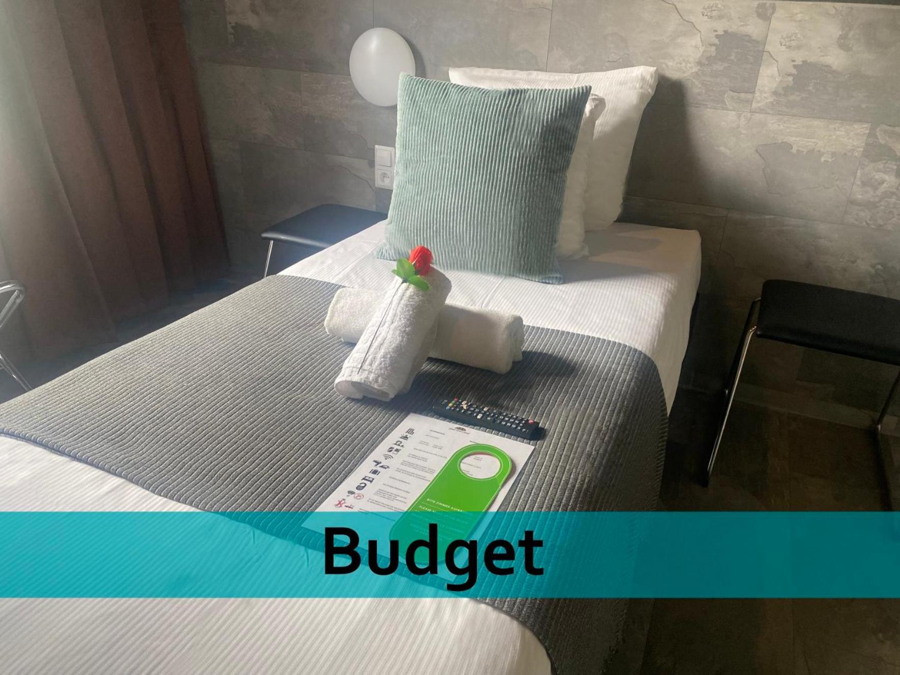 Budget Single Room Douche