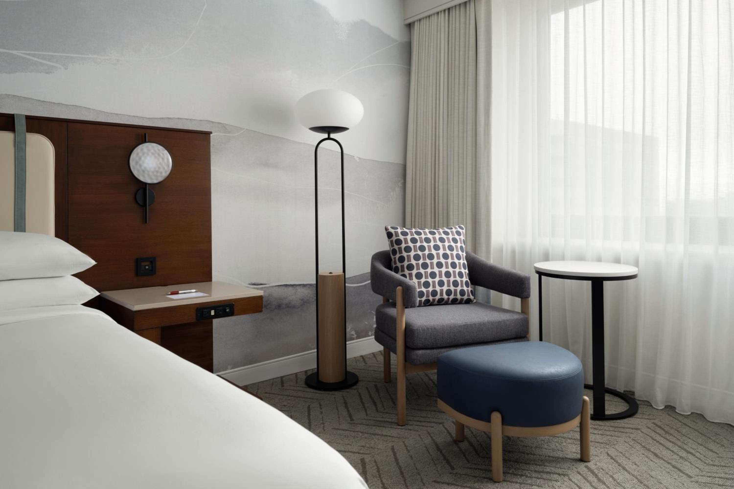 Guest Room 1 King