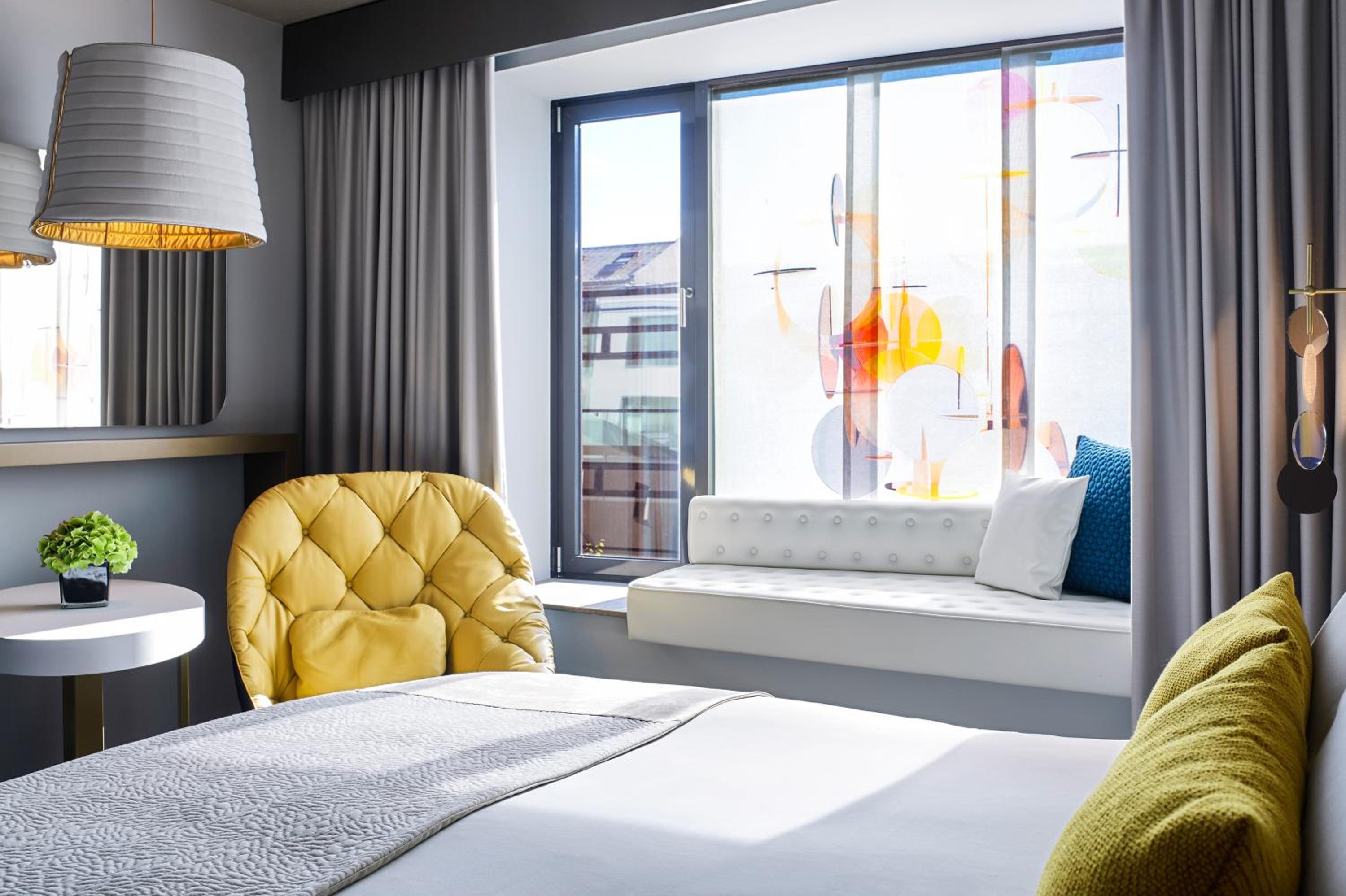 Luxury King or Twin room