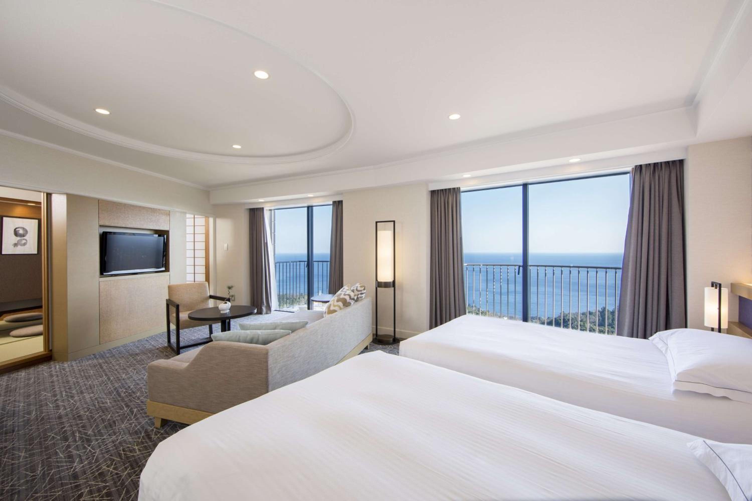 Japanese Western Premium Suite