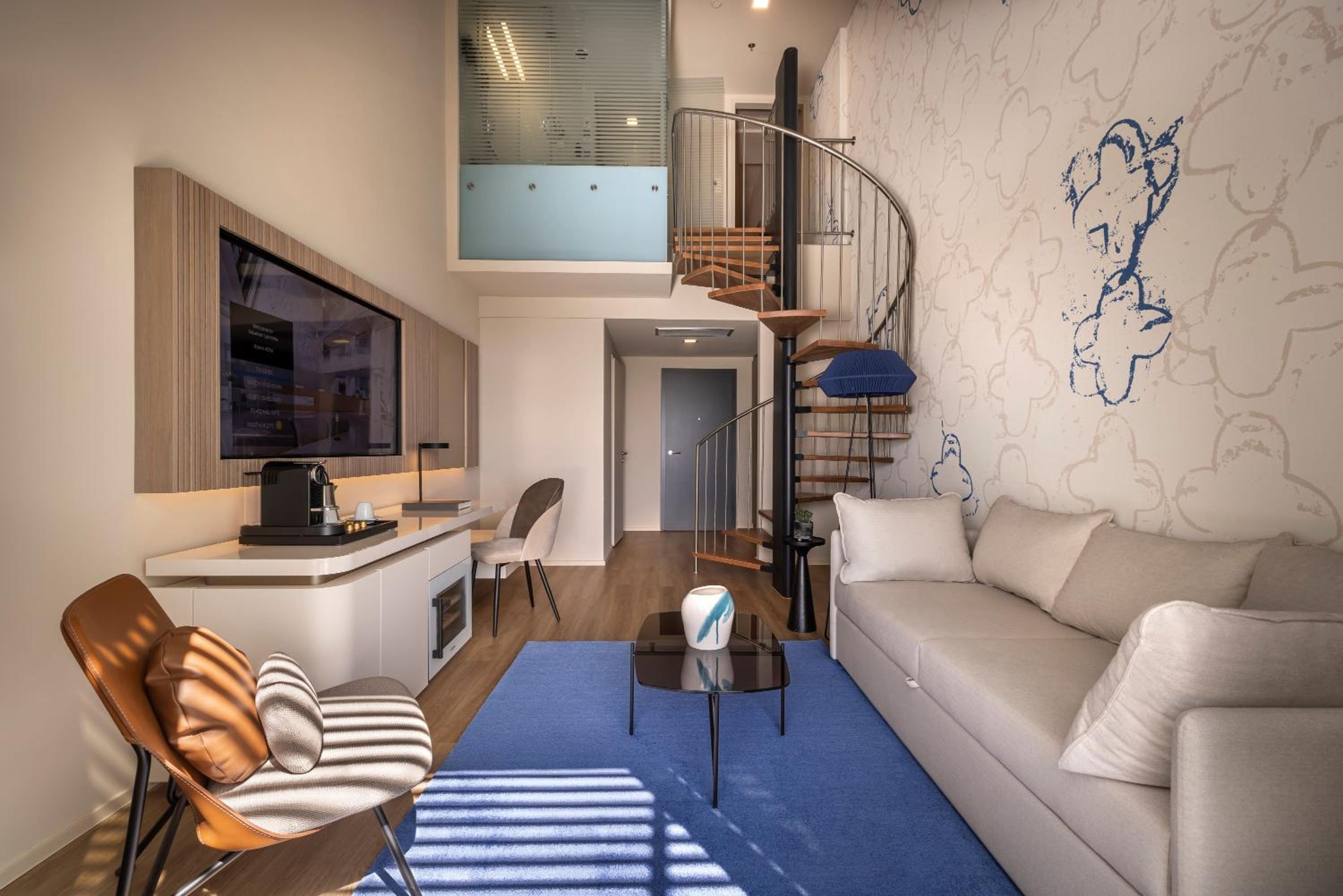 V level Suite for 2+2 Seaview