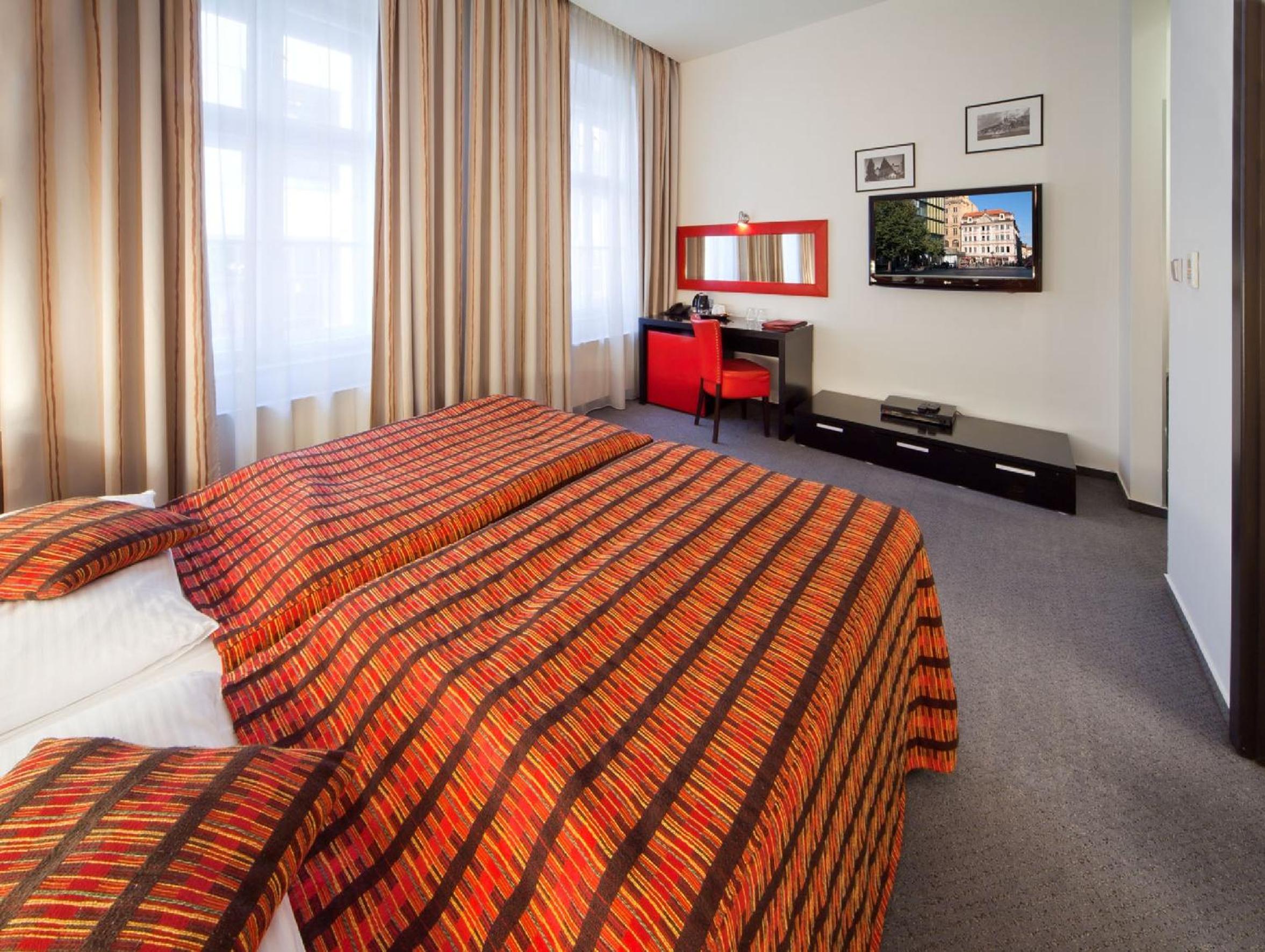 Double or Twin Room with View