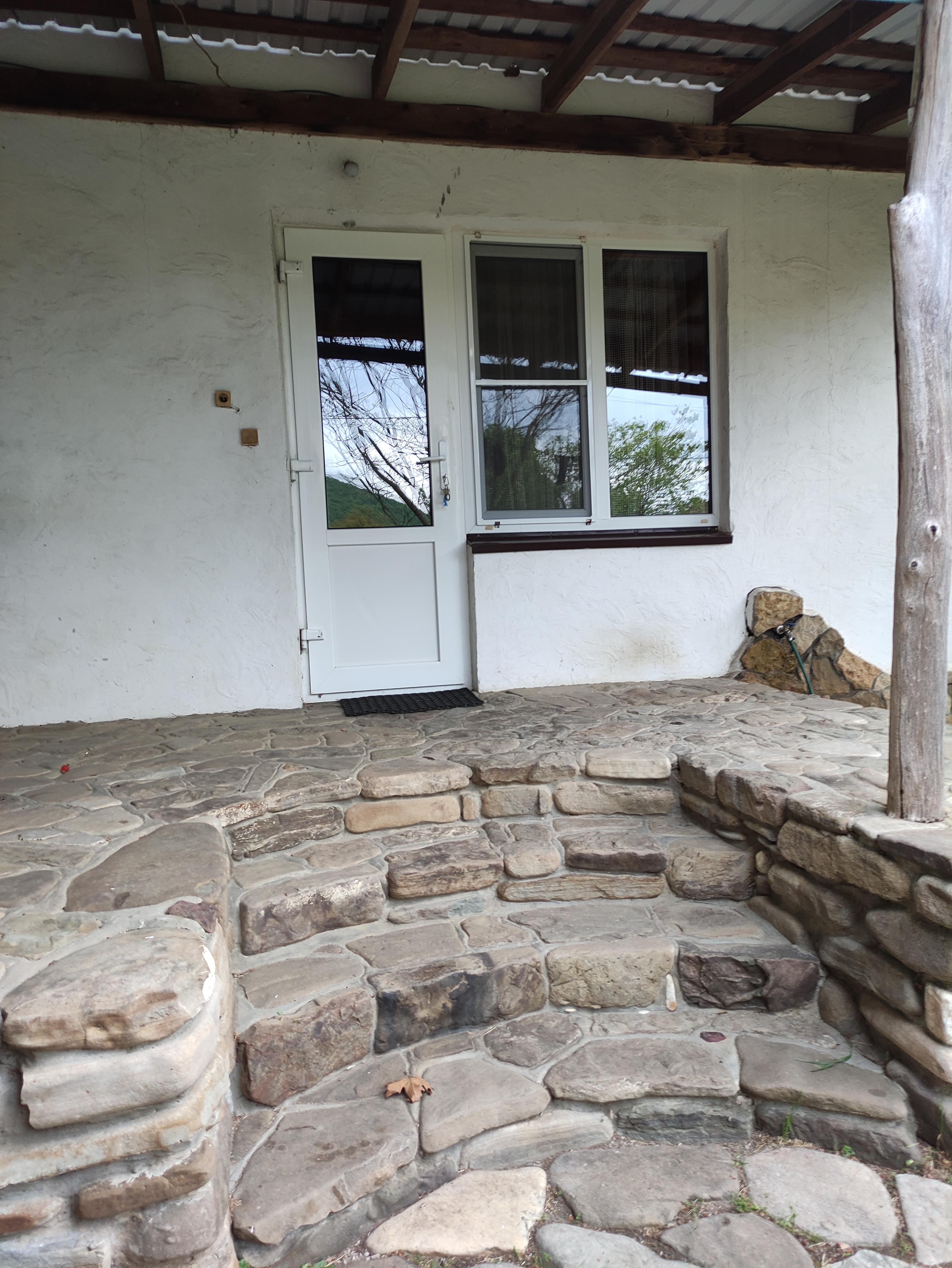 Кровать в общем 6-местном номере