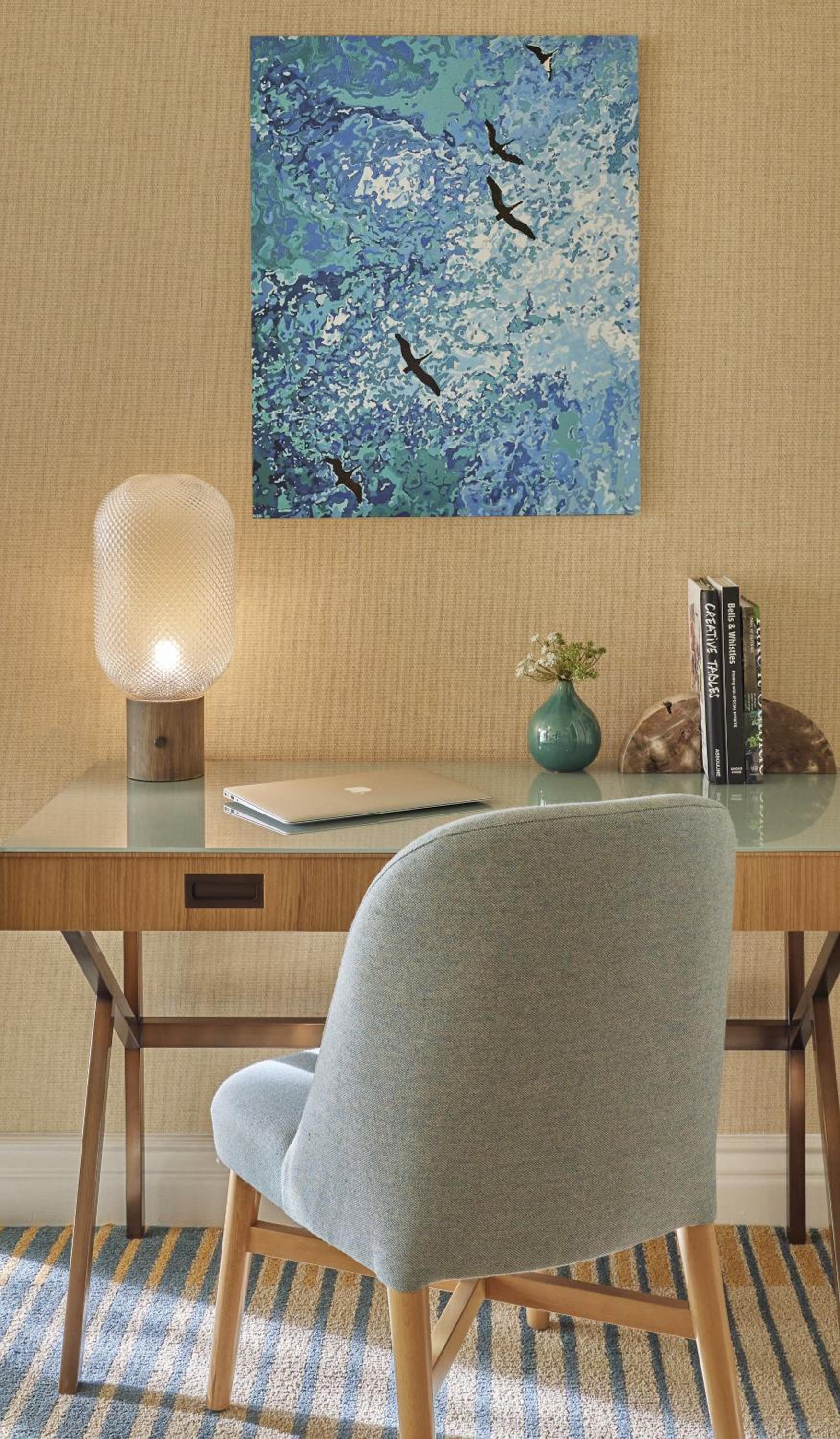 Mobility/Hearing Accessible Canary Jr Suite Partial Ocean King, Roll-In Shower