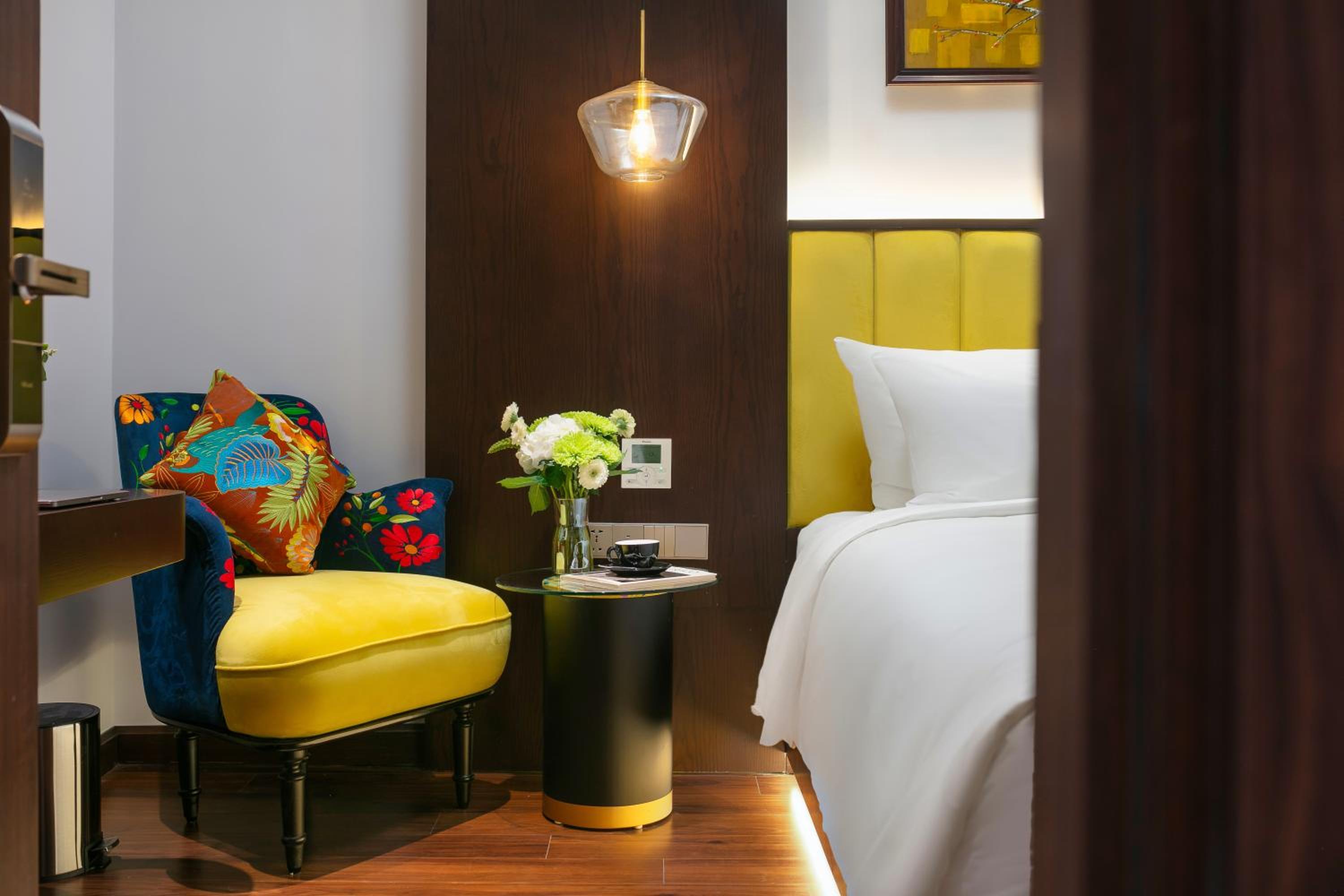 Superior Double Room With Internal Window