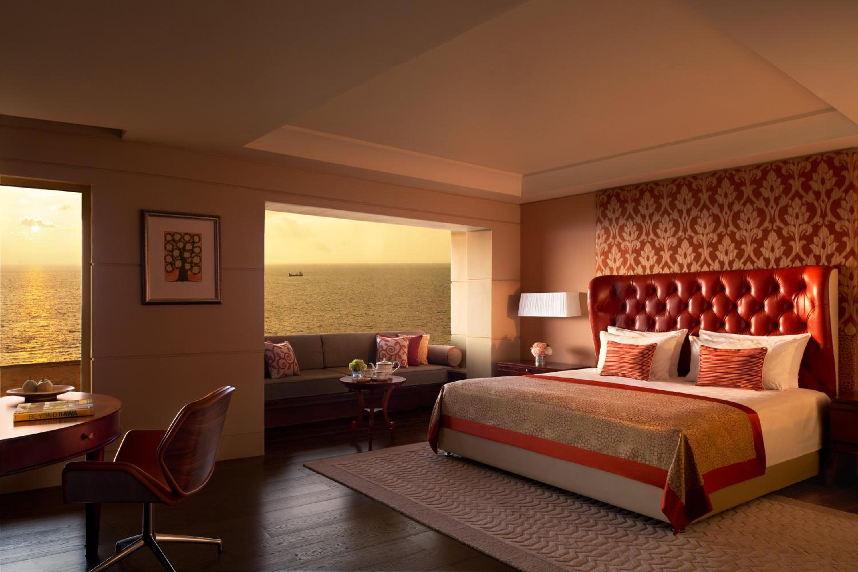 Taj Club Room Ocean View King Bed