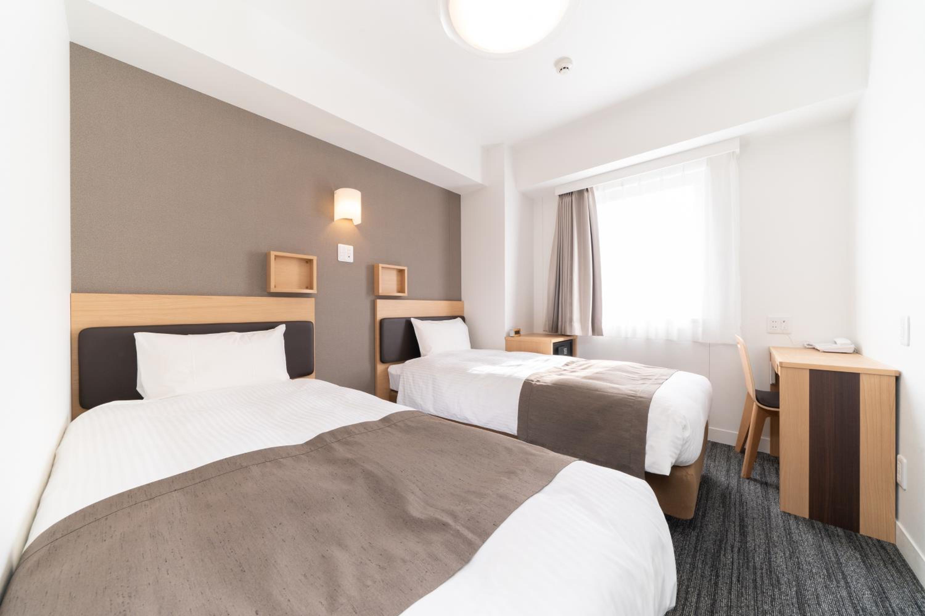 Economy Twin Room