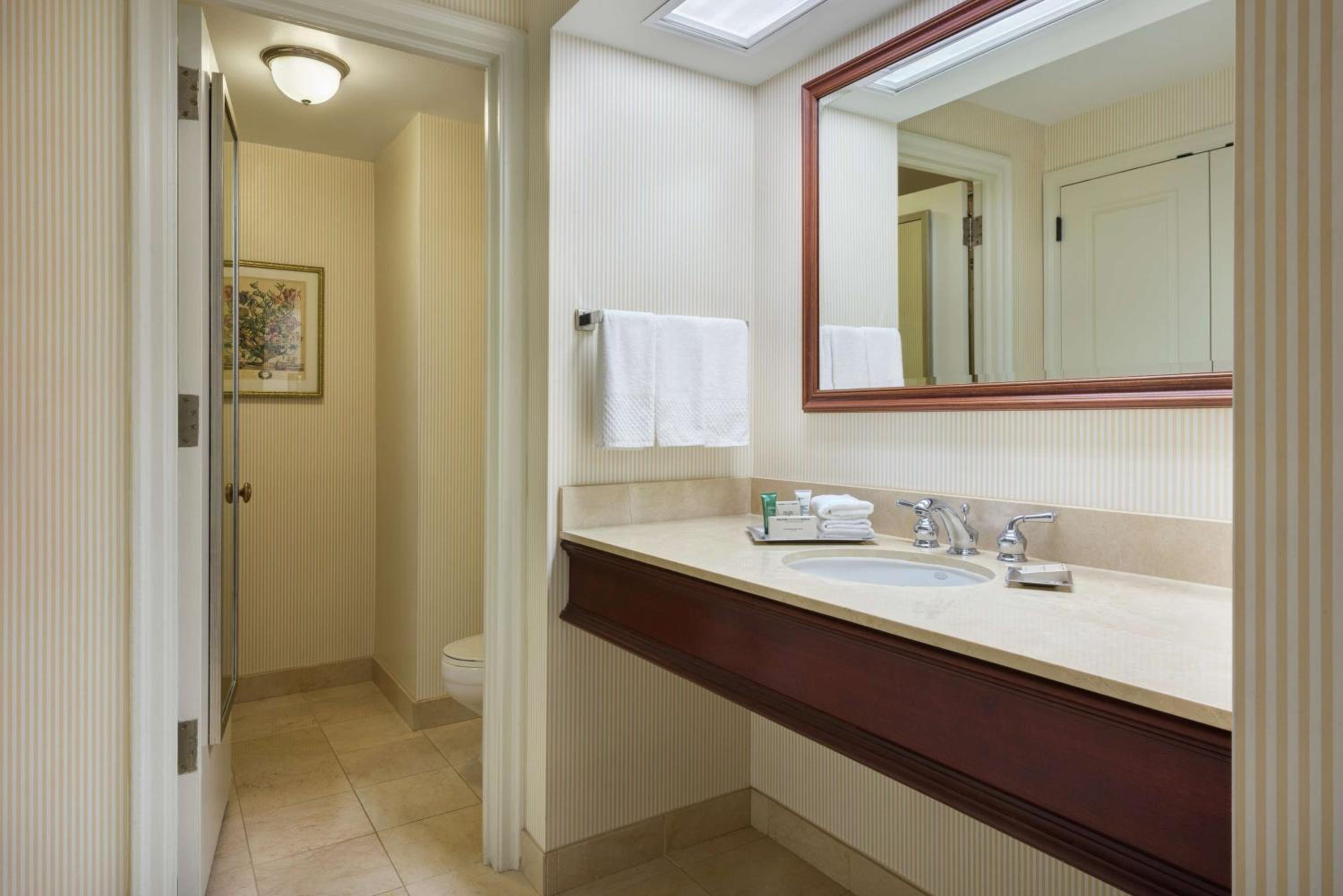 Deluxe Room with Two Double Beds