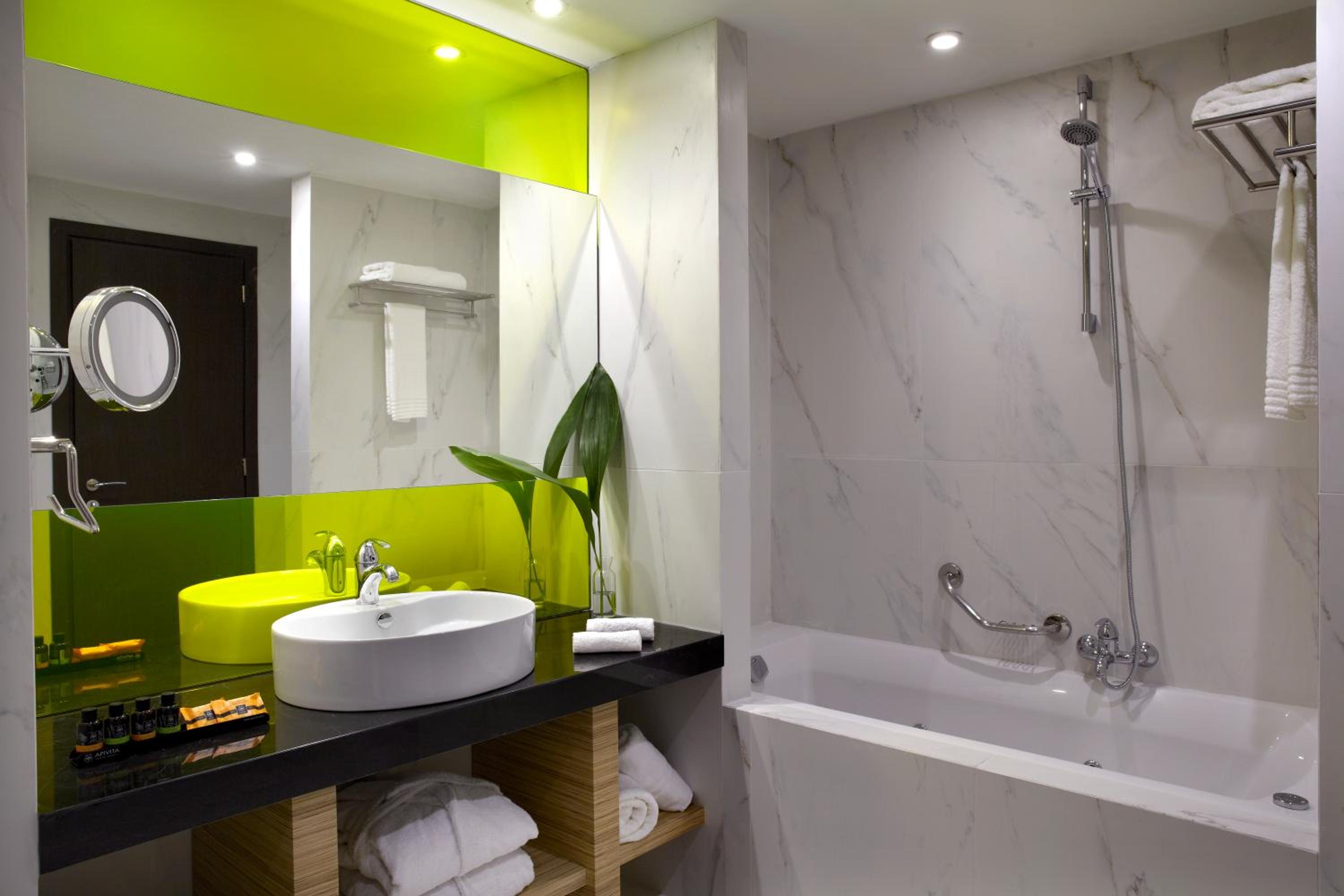 Junior Suite with Acropolis View